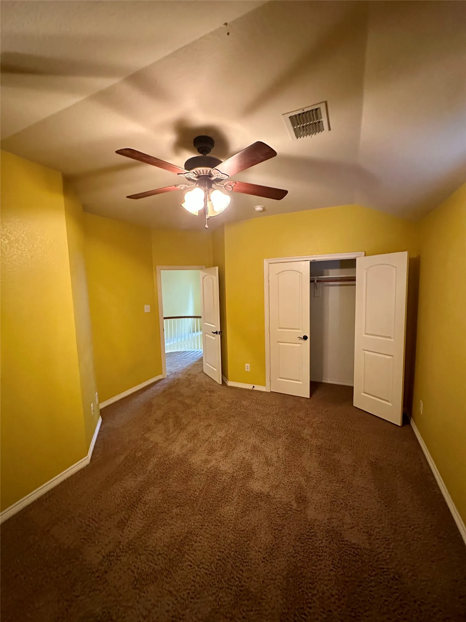 Single Family Residence For Rent in Denton County , 401 Bluefinch Drive, Little Elm, Texas 75068, 4 Bedroom, 3 Bathroom, 2 Garage spaces, 2,515 Sqft, built in 2011, mls#21316134, Real Estate Agent in Little Elm, Homes For Rent in Denton county, Homes For Rent in Little Elm, Realtor in Little Elm Texas, Real Estate Brokerage Independent Realty Texas, Luminita Cordes Realtor
