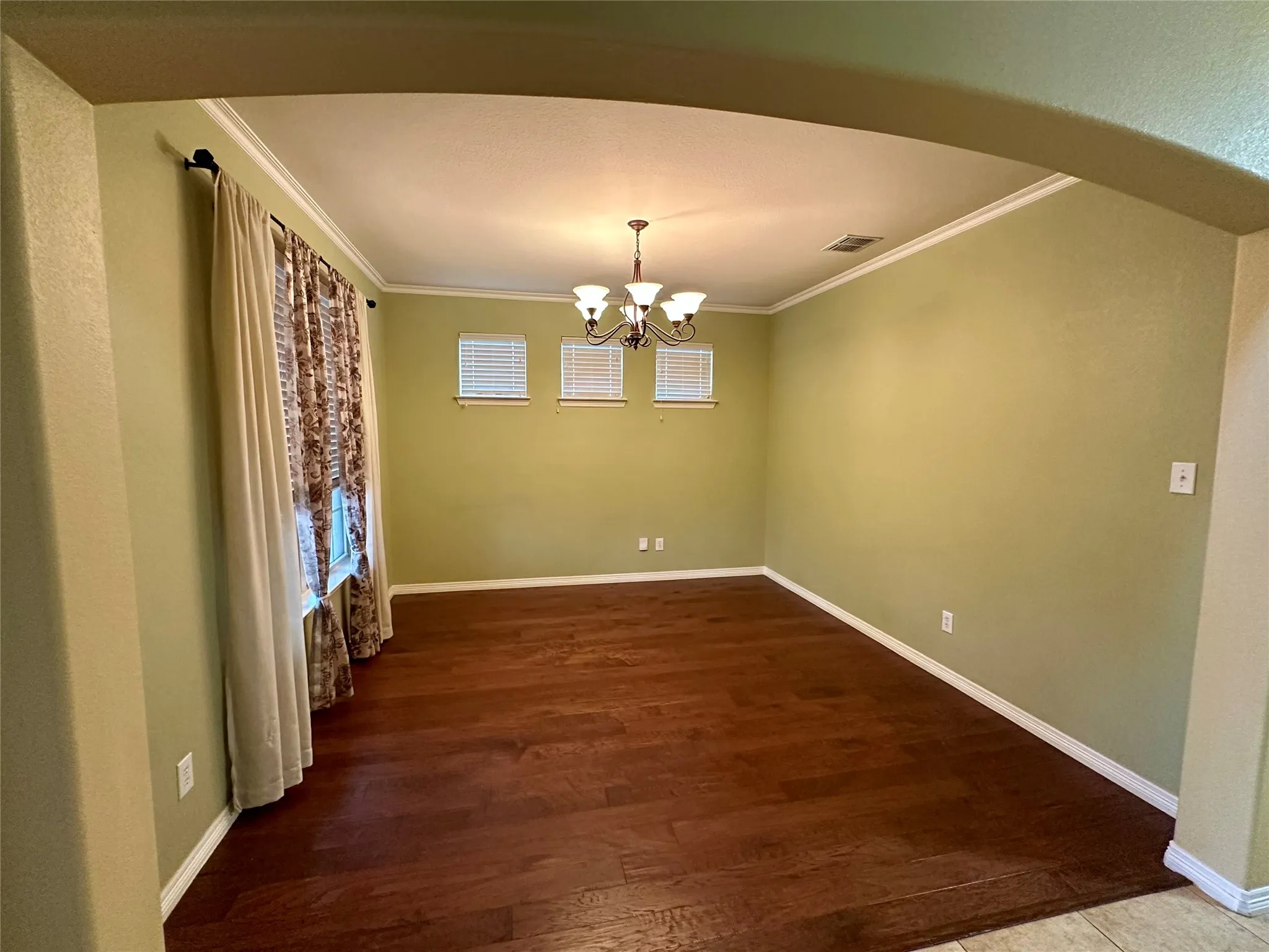 Single Family Residence For Rent in Denton County , 401 Bluefinch Drive, Little Elm, Texas 75068, 4 Bedroom, 3 Bathroom, 2 Garage spaces, 2,515 Sqft, built in 2011, mls#21316134, Real Estate Agent in Little Elm, Homes For Rent in Denton county, Homes For Rent in Little Elm, Realtor in Little Elm Texas, Real Estate Brokerage Independent Realty Texas, Luminita Cordes Realtor