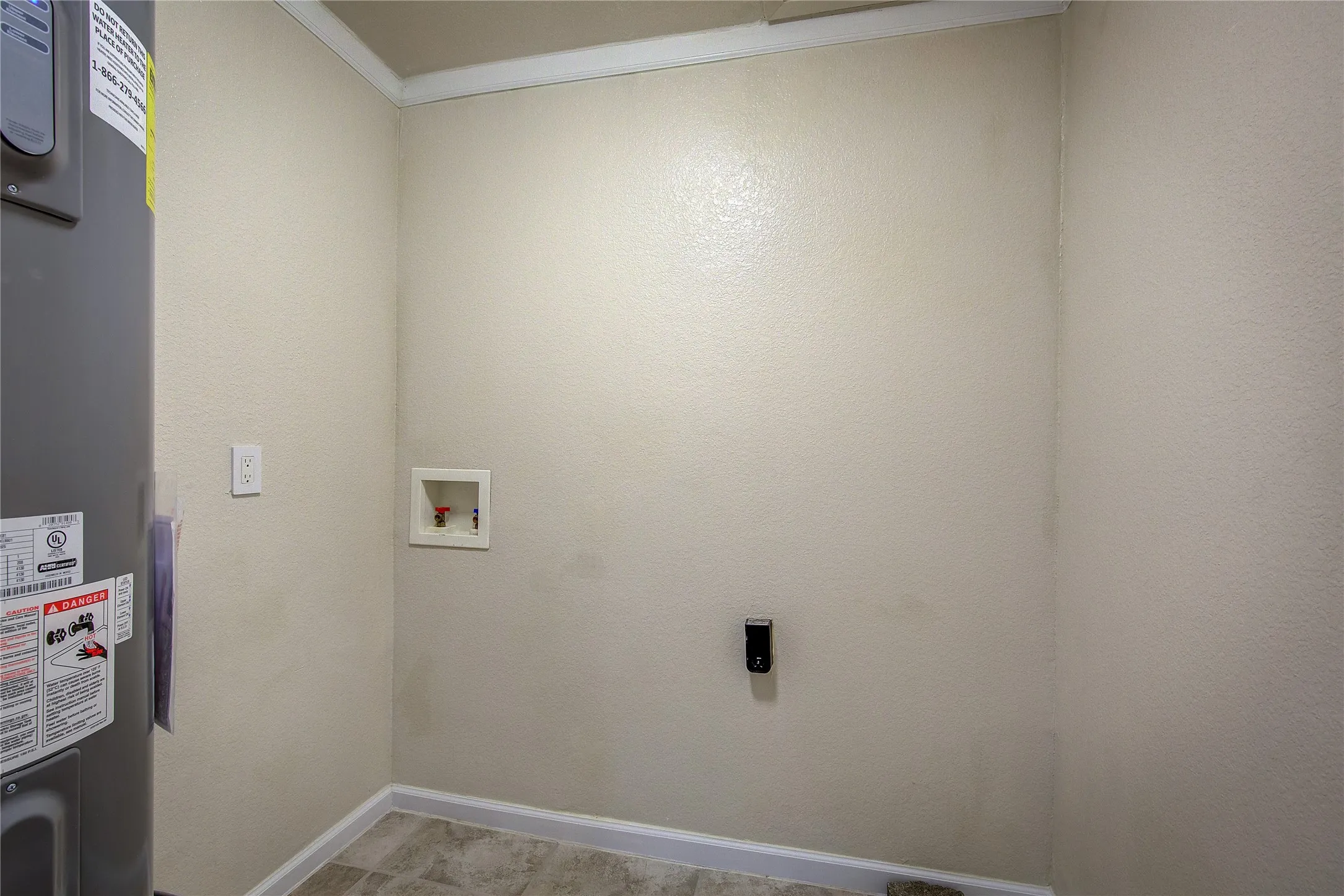 Full size utility room