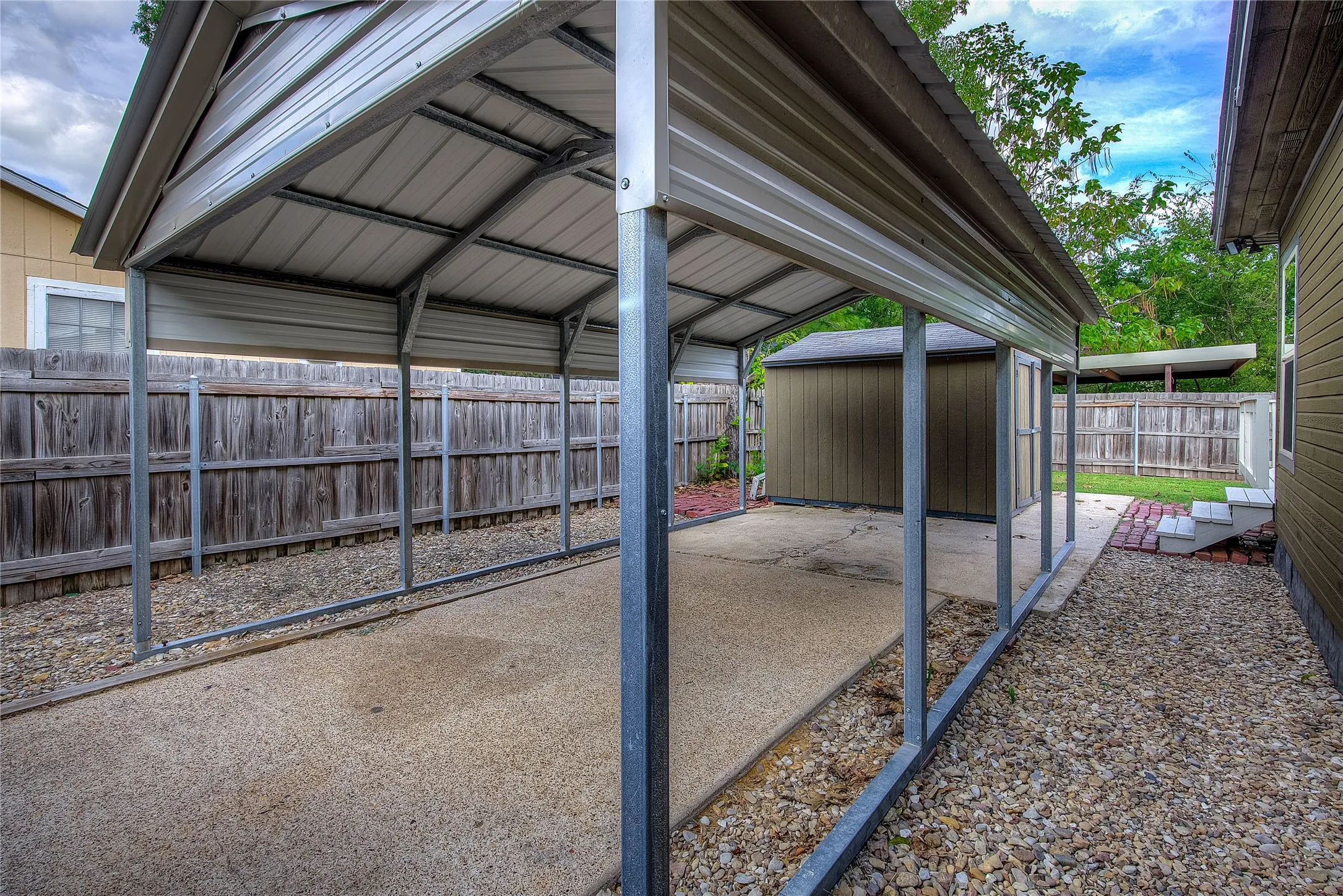 Carport