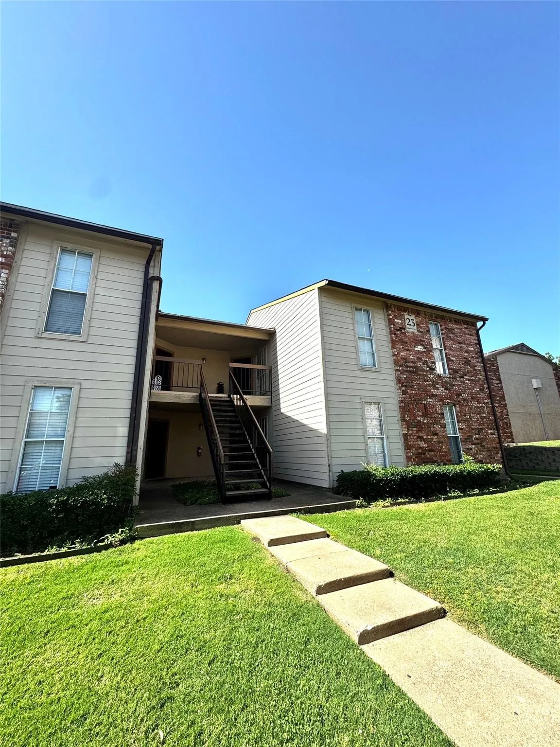 Condominium For Rent in Dallas County , 12484 Abrams Road 2324, Dallas, Texas 75243, 2 Bedroom, 2 Bathroom, Garage spaces, 998 Sqft, built in 1982, Price $1,470, mls#21317610, Real Estate Agent in Dallas, Homes For Rent in Dallas county, Homes For Rent in Dallas, Realtor in Dallas Texas, Real Estate Brokerage Independent Realty Texas, Luminita Cordes Realtor