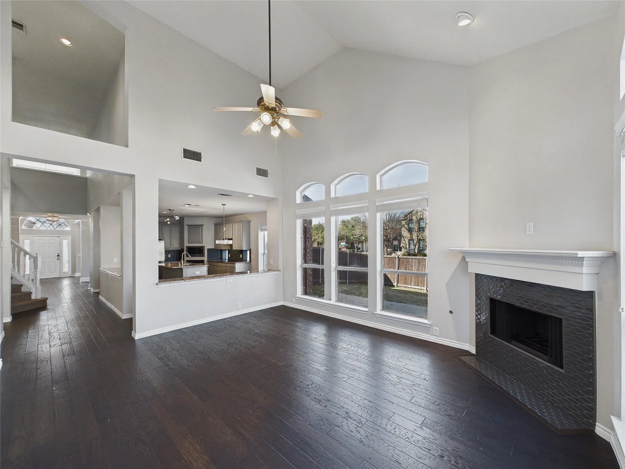 Single Family Residence For Sale in Denton County , 11672 Cape Royal Lane, Frisco, Texas 75033, 5 Bedroom, 4 Bathroom, 2 Garage spaces, 3,641 Sqft, built in 2002, mls#21316434, Real Estate Agent in Frisco, Homes For Sale in Denton county, Homes For Sale in Frisco, Realtor in Frisco Texas, Real Estate Brokerage Independent Realty Texas, Luminita Cordes Realtor