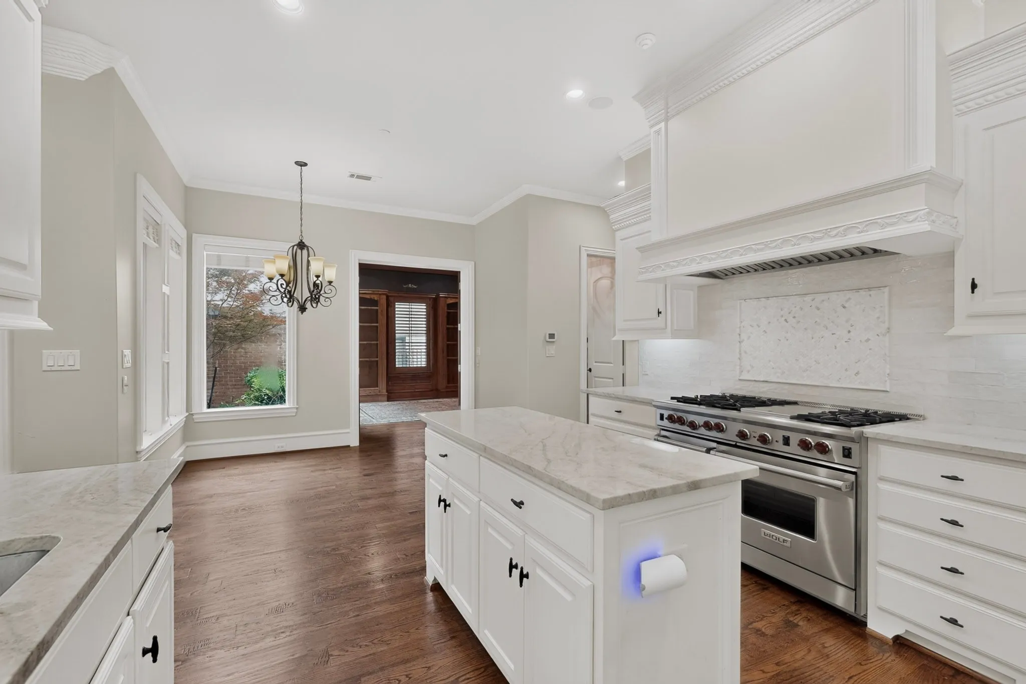 Single Family Residence For Sale in Collin County , 5920 Burgandy Street, Plano, Texas 75093, 4 Bedroom, 4 Bathroom, 2 Garage spaces, 4,027 Sqft, built in 2007, mls#21301530, Real Estate Agent in Plano, Homes For Sale in Collin county, Homes For Sale in Plano, Realtor in Plano Texas, Real Estate Brokerage Independent Realty Texas, Luminita Cordes Realtor