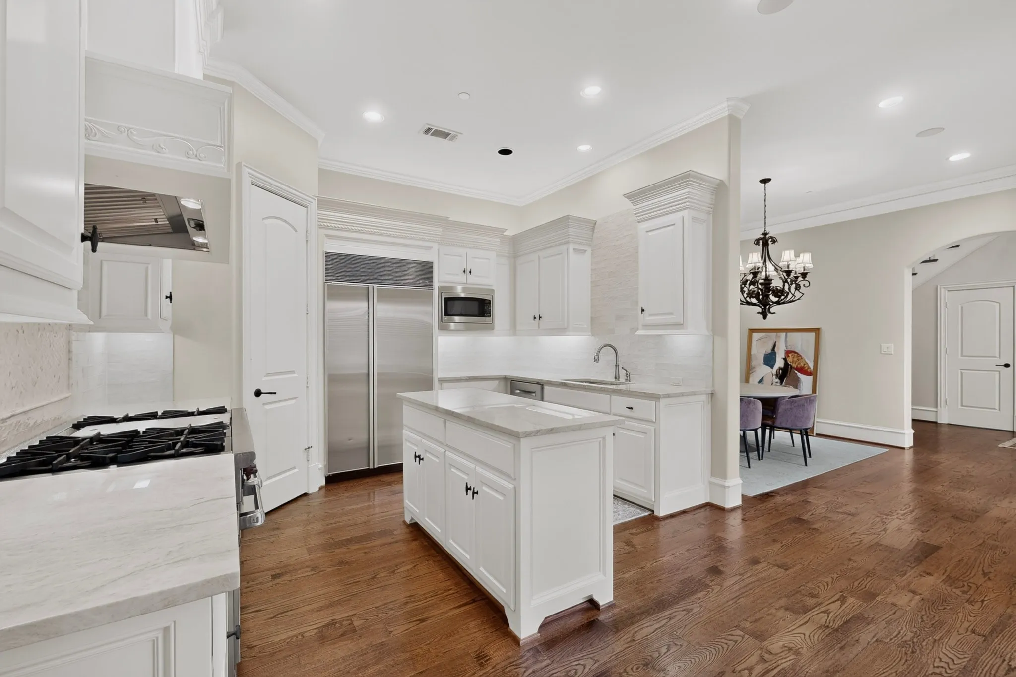 Single Family Residence For Sale in Collin County , 5920 Burgandy Street, Plano, Texas 75093, 4 Bedroom, 4 Bathroom, 2 Garage spaces, 4,027 Sqft, built in 2007, mls#21301530, Real Estate Agent in Plano, Homes For Sale in Collin county, Homes For Sale in Plano, Realtor in Plano Texas, Real Estate Brokerage Independent Realty Texas, Luminita Cordes Realtor