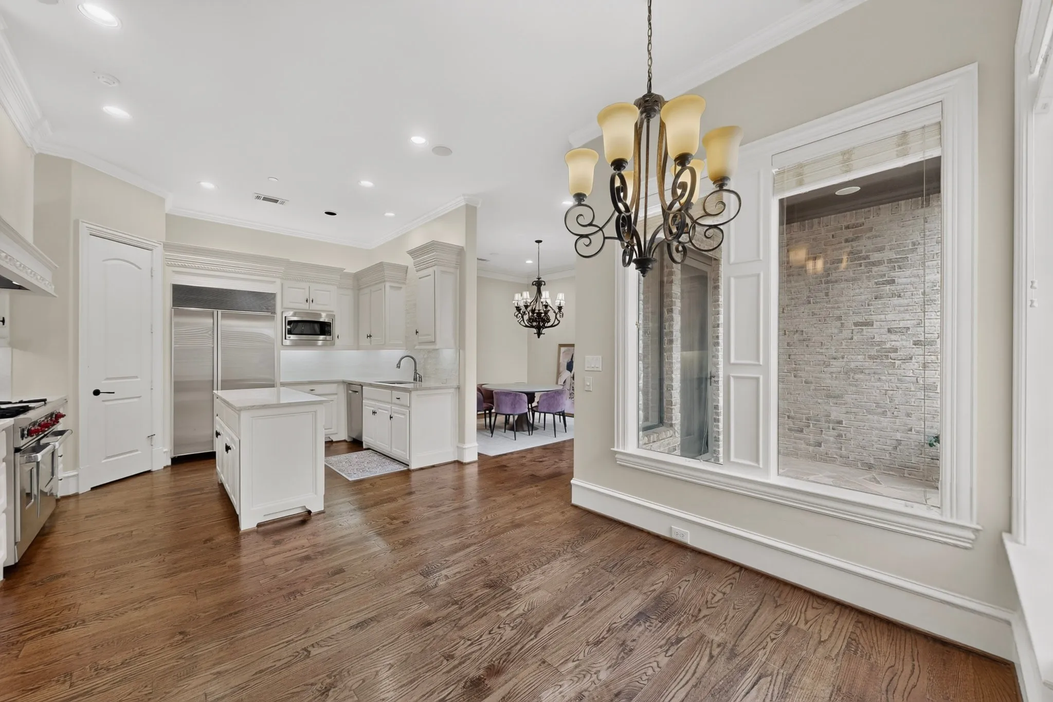 Single Family Residence For Sale in Collin County , 5920 Burgandy Street, Plano, Texas 75093, 4 Bedroom, 4 Bathroom, 2 Garage spaces, 4,027 Sqft, built in 2007, mls#21301530, Real Estate Agent in Plano, Homes For Sale in Collin county, Homes For Sale in Plano, Realtor in Plano Texas, Real Estate Brokerage Independent Realty Texas, Luminita Cordes Realtor