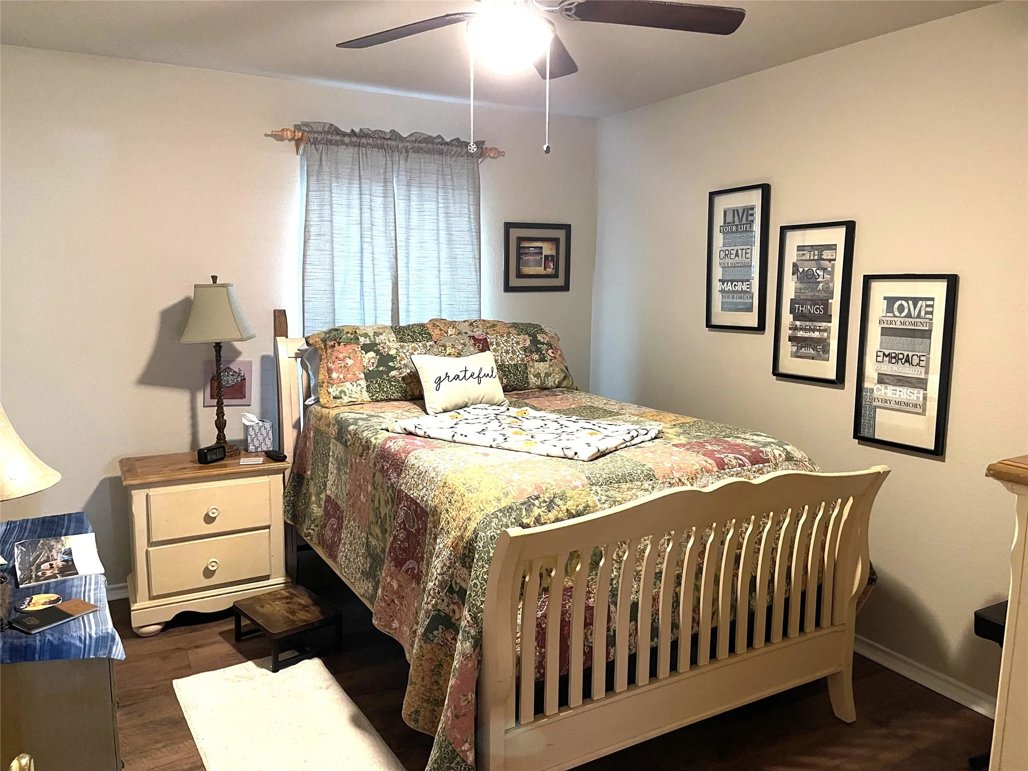 Single Family Residence For Sale in Freestone County , 403 N Hall Street, Fairfield, Texas 75840, 5 Bedrooms, 3 Bathrooms, 2 Garage spaces, 3,602 Sqft, built in 1975, Price $370,000, mls#21309375, Real Estate Agent in Fairfield, Homes For Sale in Freestone county, Homes For Sale in Fairfield, Realtor in Fairfield Texas, Real Estate Brokerage Independent Realty Texas, Luminita Cordes Realtor