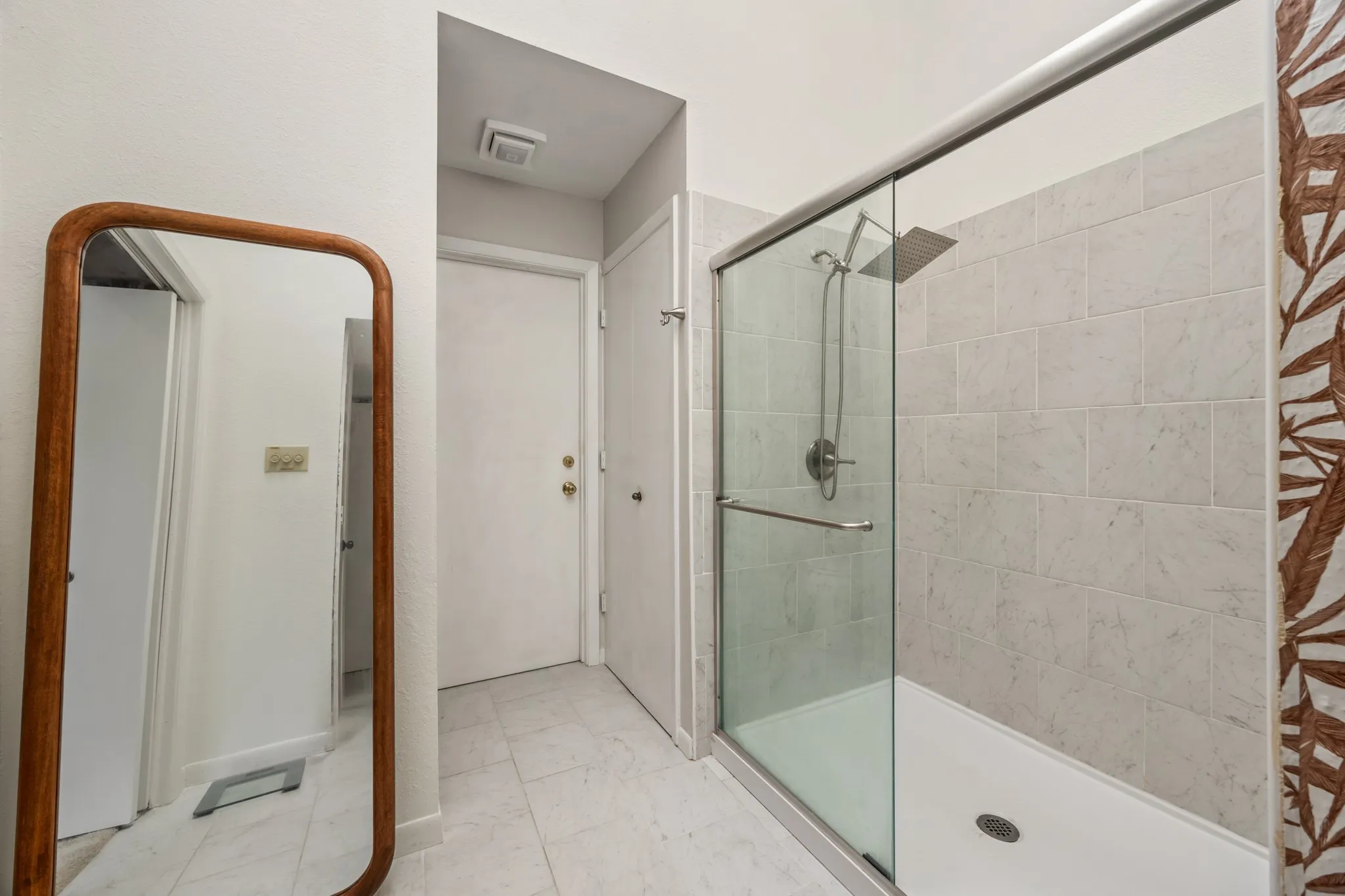 Condominium For Sale in Rockwall County , 928 Signal Ridge Place, Rockwall, Texas 75032, 2 Bedroom, 2 Bathroom, Garage spaces, 1,176 Sqft, built in 1983, Price $239,900, mls#21315613, Real Estate Agent in Rockwall, Homes For Sale in Rockwall county, Homes For Sale in Rockwall, Realtor in Rockwall Texas, Real Estate Brokerage Independent Realty Texas, Luminita Cordes Realtor