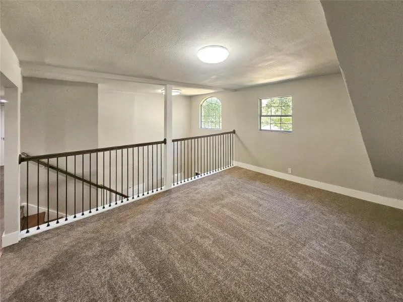 Single Family Residence For Sale in Denton County , 1914 Emerson Lane, Denton, Texas 76209, 4 Bedroom, 3 Bathroom, Garage spaces, 2,759 Sqft, built in 1965, mls#21317484, Real Estate Agent in Denton, Homes For Sale in Denton county, Homes For Sale in Denton, Realtor in Denton Texas, Real Estate Brokerage Independent Realty Texas, Luminita Cordes Realtor