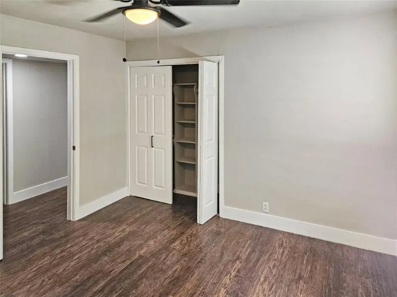 Single Family Residence For Sale in Denton County , 1914 Emerson Lane, Denton, Texas 76209, 4 Bedroom, 3 Bathroom, Garage spaces, 2,759 Sqft, built in 1965, mls#21317484, Real Estate Agent in Denton, Homes For Sale in Denton county, Homes For Sale in Denton, Realtor in Denton Texas, Real Estate Brokerage Independent Realty Texas, Luminita Cordes Realtor