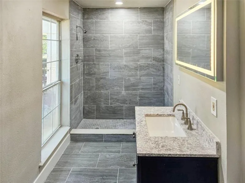 Single Family Residence For Sale in Denton County , 1914 Emerson Lane, Denton, Texas 76209, 4 Bedroom, 3 Bathroom, Garage spaces, 2,759 Sqft, built in 1965, mls#21317484, Real Estate Agent in Denton, Homes For Sale in Denton county, Homes For Sale in Denton, Realtor in Denton Texas, Real Estate Brokerage Independent Realty Texas, Luminita Cordes Realtor