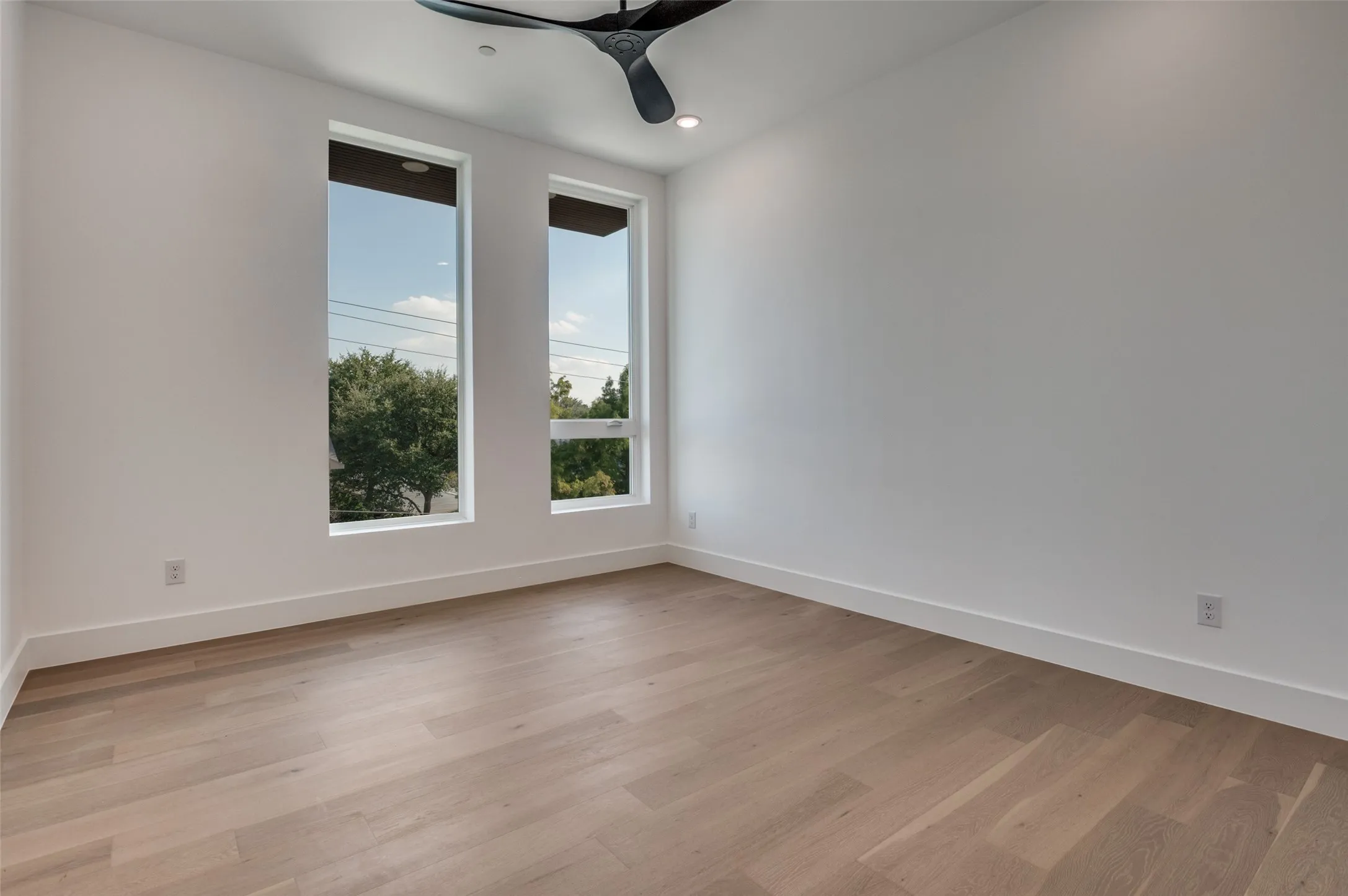 Townhouse For Rent in Dallas County , 3523 Miles Street 104, Dallas, Texas 75209, 2 Bedroom, 3 Bathroom, 2 Garage spaces, 1,535 Sqft, built in 2026, mls#21317695, Real Estate Agent in Dallas, Homes For Rent in Dallas county, Homes For Rent in Dallas, Realtor in Dallas Texas, Real Estate Brokerage Independent Realty Texas, Luminita Cordes Realtor