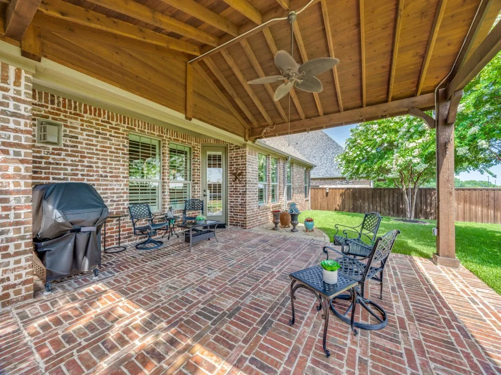 Single Family Residence For Sale in Grayson County , 2924 Overland Trail, Sherman, Texas 75092, 3 Bedroom, 2 Bathroom, 2 Garage spaces, 2,662 Sqft, built in 2013, mls#21301624, Real Estate Agent in Sherman, Homes For Sale in Grayson county, Homes For Sale in Sherman, Realtor in Sherman Texas, Real Estate Brokerage Independent Realty Texas, Luminita Cordes Realtor