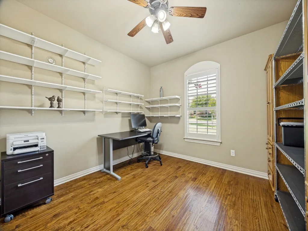 Single Family Residence For Sale in Grayson County , 2924 Overland Trail, Sherman, Texas 75092, 3 Bedroom, 2 Bathroom, 2 Garage spaces, 2,662 Sqft, built in 2013, mls#21301624, Real Estate Agent in Sherman, Homes For Sale in Grayson county, Homes For Sale in Sherman, Realtor in Sherman Texas, Real Estate Brokerage Independent Realty Texas, Luminita Cordes Realtor