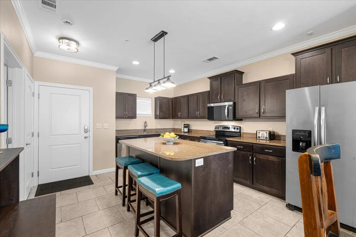 Condominium For Sale in Navarro County , 9900 Northshore Boulevard 3108, Corsicana, Texas 75109, 3 Bedrooms, 3 Bathrooms, Garage spaces, 1,617 Sqft, built in 2012, Price $330,000, mls#21316836, Real Estate Agent in Corsicana, Homes For Sale in Navarro county, Homes For Sale in Corsicana, Realtor in Corsicana Texas, Real Estate Brokerage Independent Realty Texas, Luminita Cordes Realtor