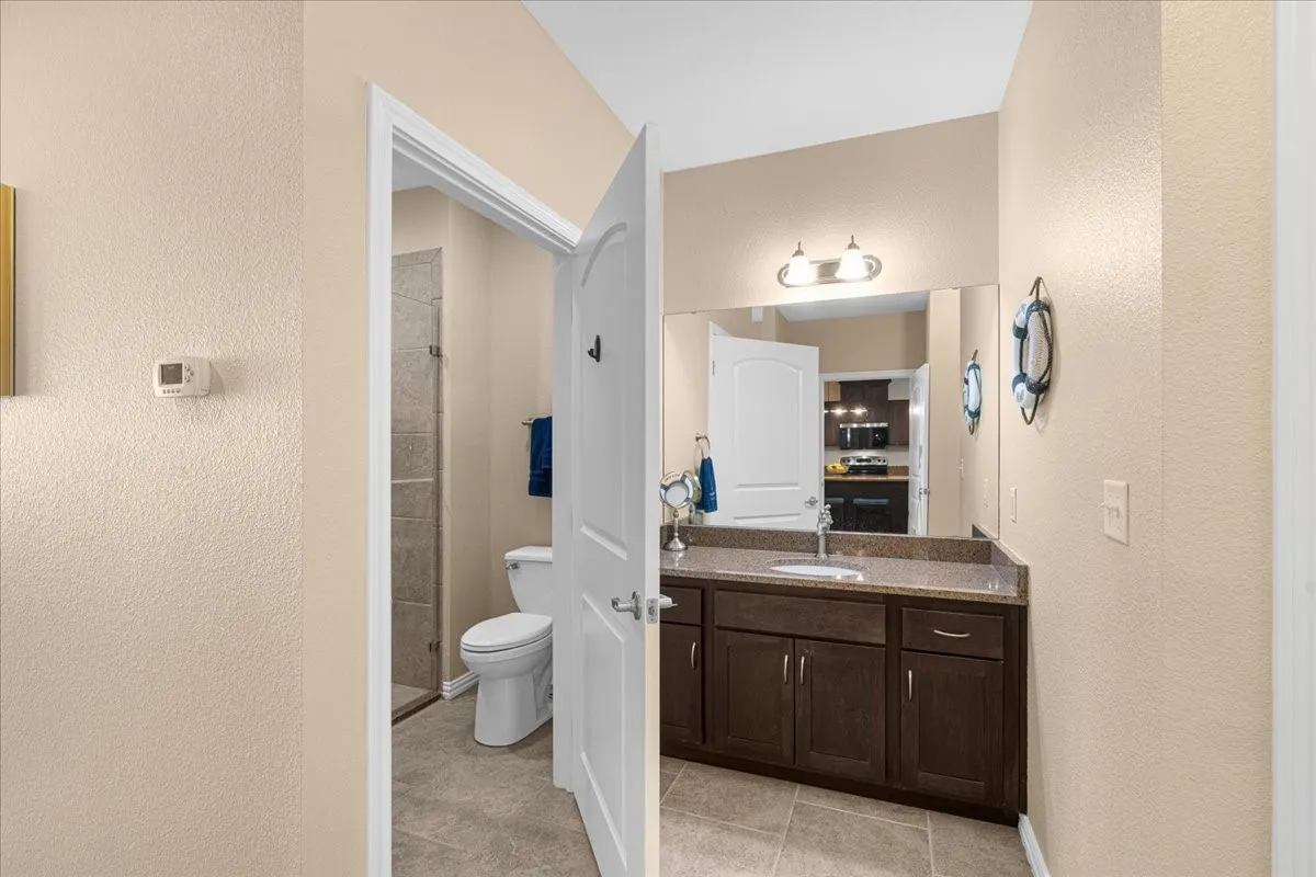 Condominium For Sale in Navarro County , 9900 Northshore Boulevard 3108, Corsicana, Texas 75109, 3 Bedrooms, 3 Bathrooms, Garage spaces, 1,617 Sqft, built in 2012, Price $330,000, mls#21316836, Real Estate Agent in Corsicana, Homes For Sale in Navarro county, Homes For Sale in Corsicana, Realtor in Corsicana Texas, Real Estate Brokerage Independent Realty Texas, Luminita Cordes Realtor