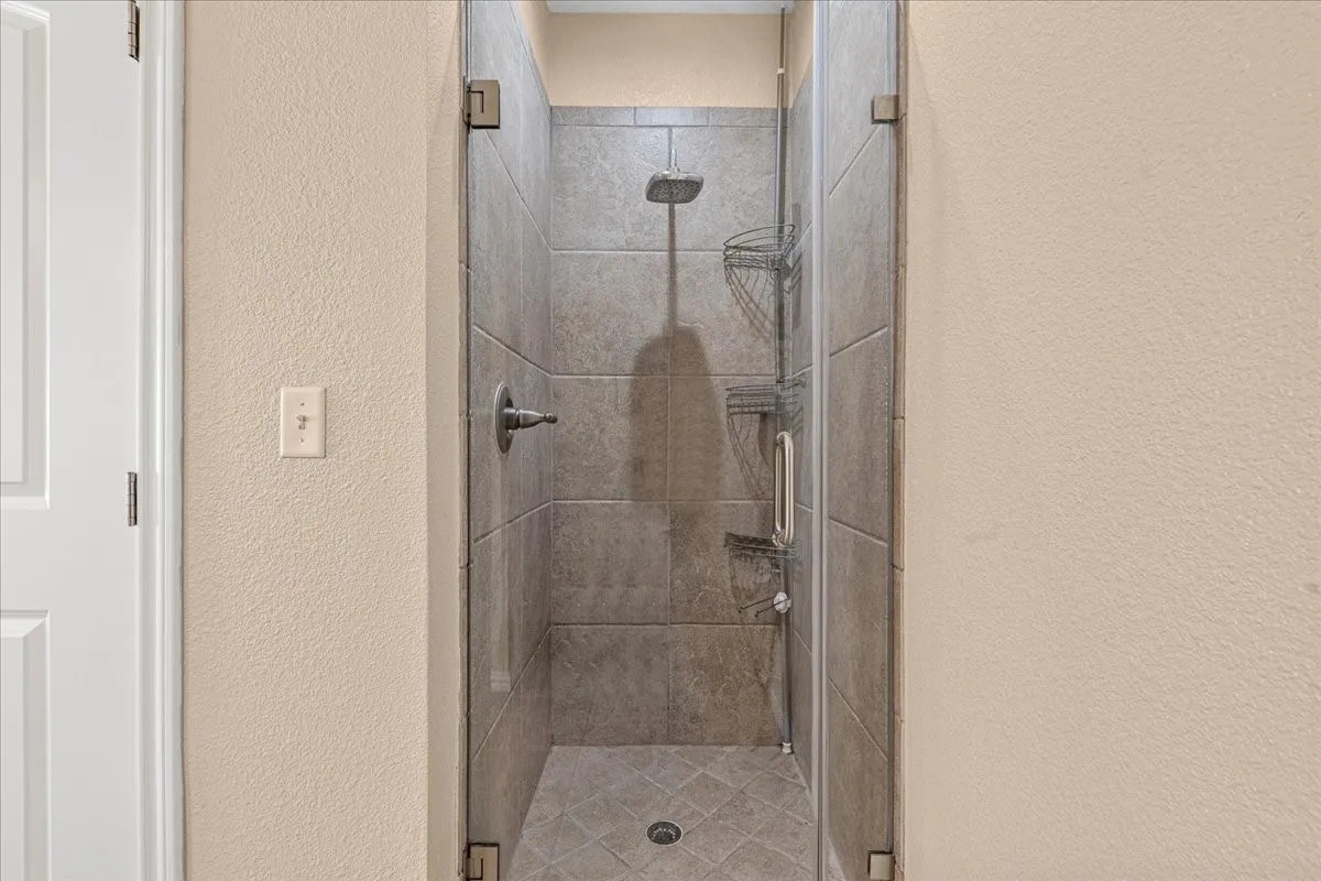Condominium For Sale in Navarro County , 9900 Northshore Boulevard 3108, Corsicana, Texas 75109, 3 Bedrooms, 3 Bathrooms, Garage spaces, 1,617 Sqft, built in 2012, Price $330,000, mls#21316836, Real Estate Agent in Corsicana, Homes For Sale in Navarro county, Homes For Sale in Corsicana, Realtor in Corsicana Texas, Real Estate Brokerage Independent Realty Texas, Luminita Cordes Realtor