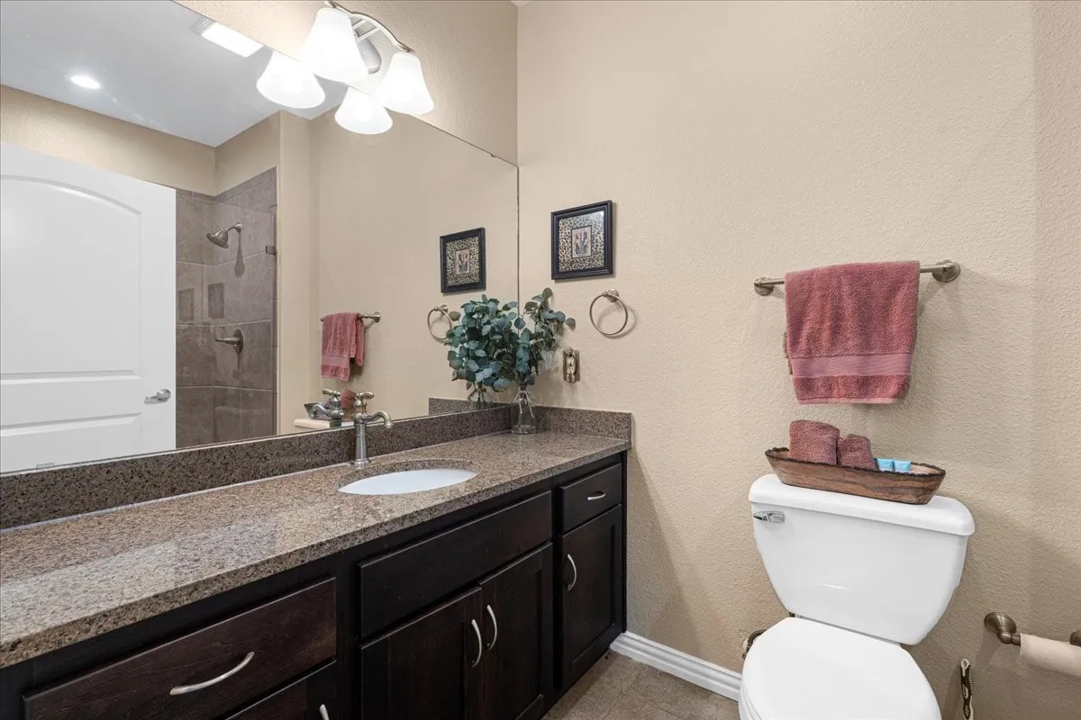 Condominium For Sale in Navarro County , 9900 Northshore Boulevard 3108, Corsicana, Texas 75109, 3 Bedrooms, 3 Bathrooms, Garage spaces, 1,617 Sqft, built in 2012, Price $330,000, mls#21316836, Real Estate Agent in Corsicana, Homes For Sale in Navarro county, Homes For Sale in Corsicana, Realtor in Corsicana Texas, Real Estate Brokerage Independent Realty Texas, Luminita Cordes Realtor