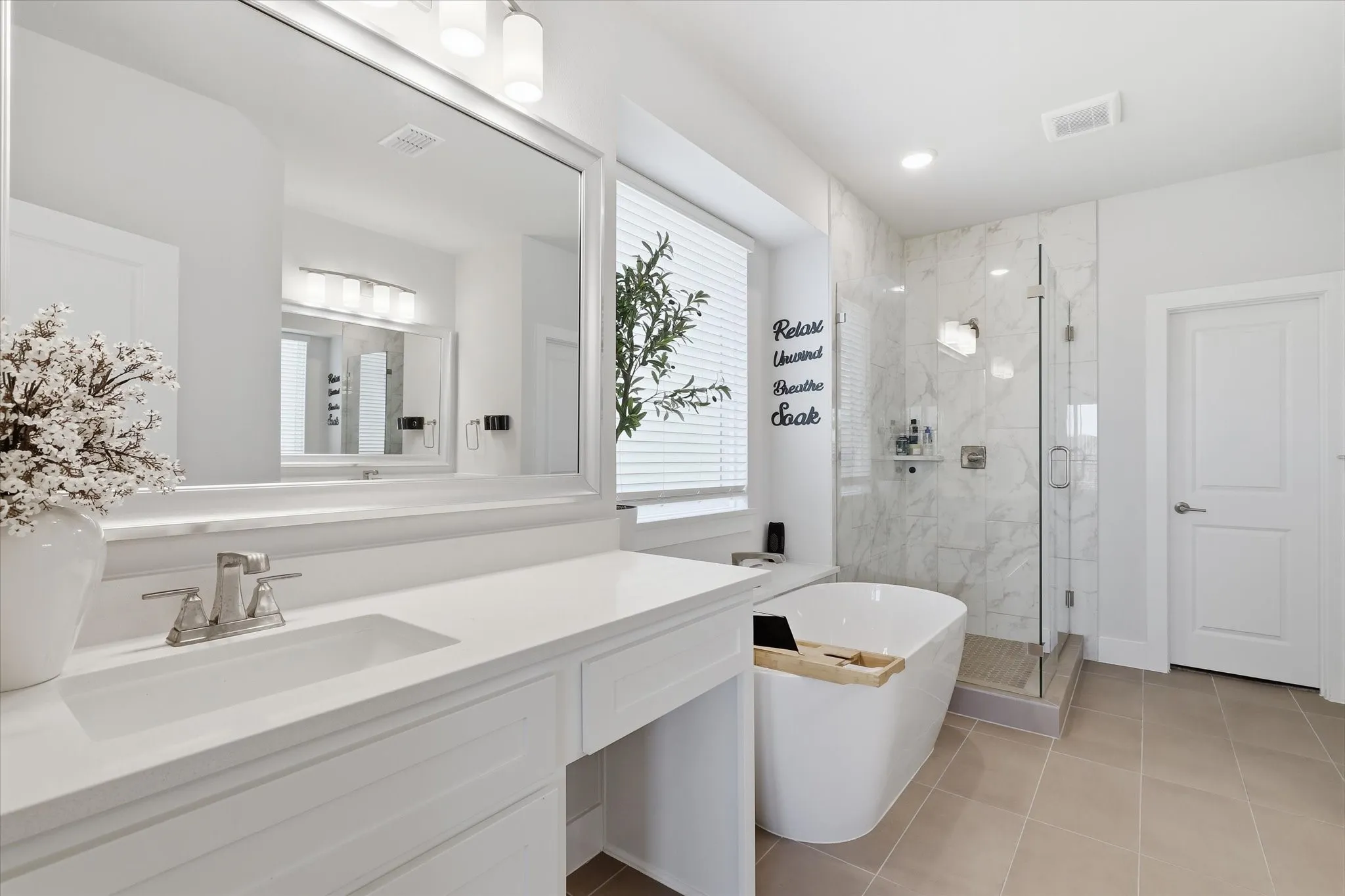 Single Family Residence For Sale in Denton County , 1824 Valencia Drive, Little Elm, Texas 75068, 6 Bedroom, 4 Bathroom, 2 Garage spaces, 3,505 Sqft, built in 2024, mls#21316016, Real Estate Agent in Little Elm, Homes For Sale in Denton county, Homes For Sale in Little Elm, Realtor in Little Elm Texas, Real Estate Brokerage Independent Realty Texas, Luminita Cordes Realtor