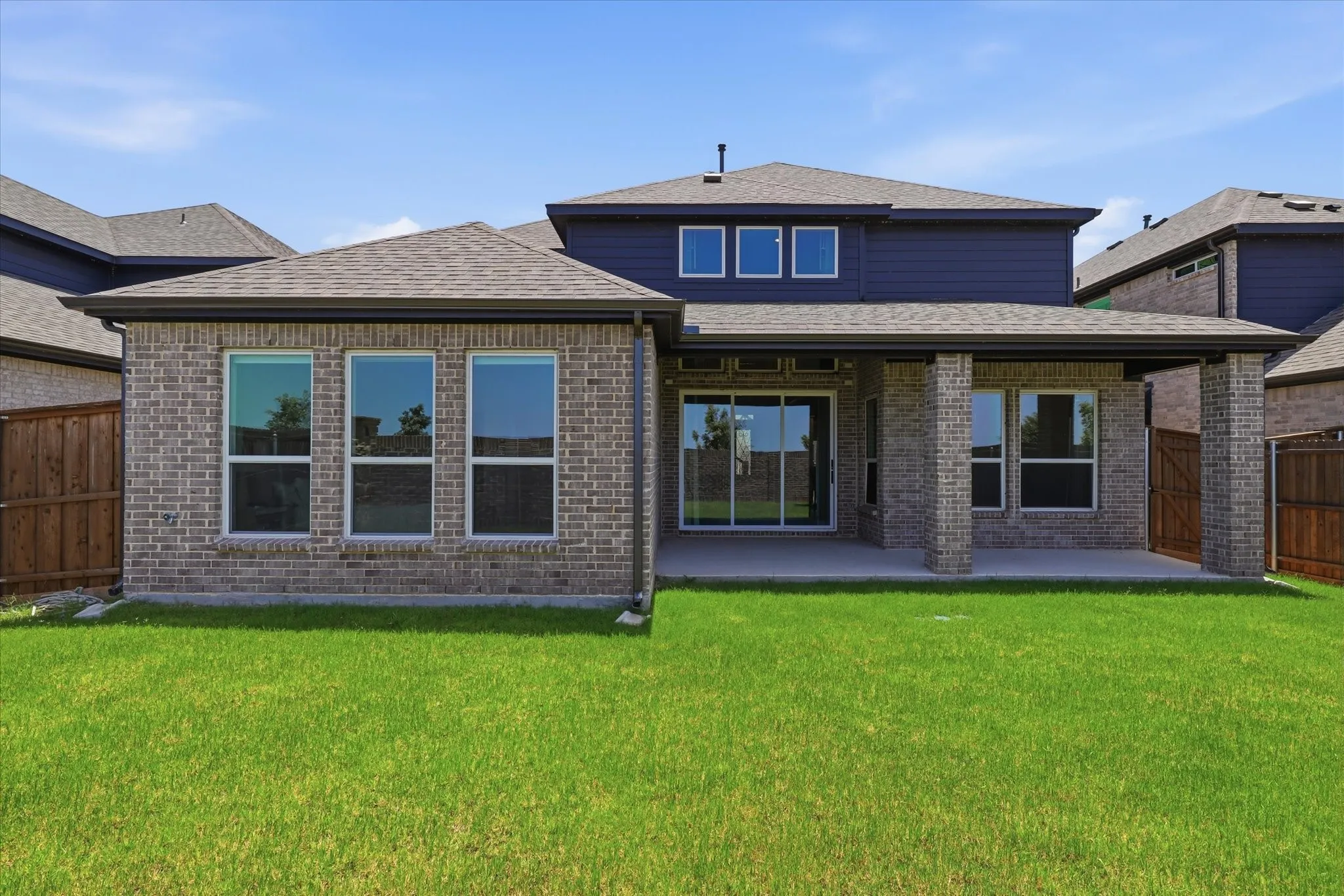 Single Family Residence For Sale in Denton County , 1824 Valencia Drive, Little Elm, Texas 75068, 6 Bedroom, 4 Bathroom, 2 Garage spaces, 3,505 Sqft, built in 2024, mls#21316016, Real Estate Agent in Little Elm, Homes For Sale in Denton county, Homes For Sale in Little Elm, Realtor in Little Elm Texas, Real Estate Brokerage Independent Realty Texas, Luminita Cordes Realtor