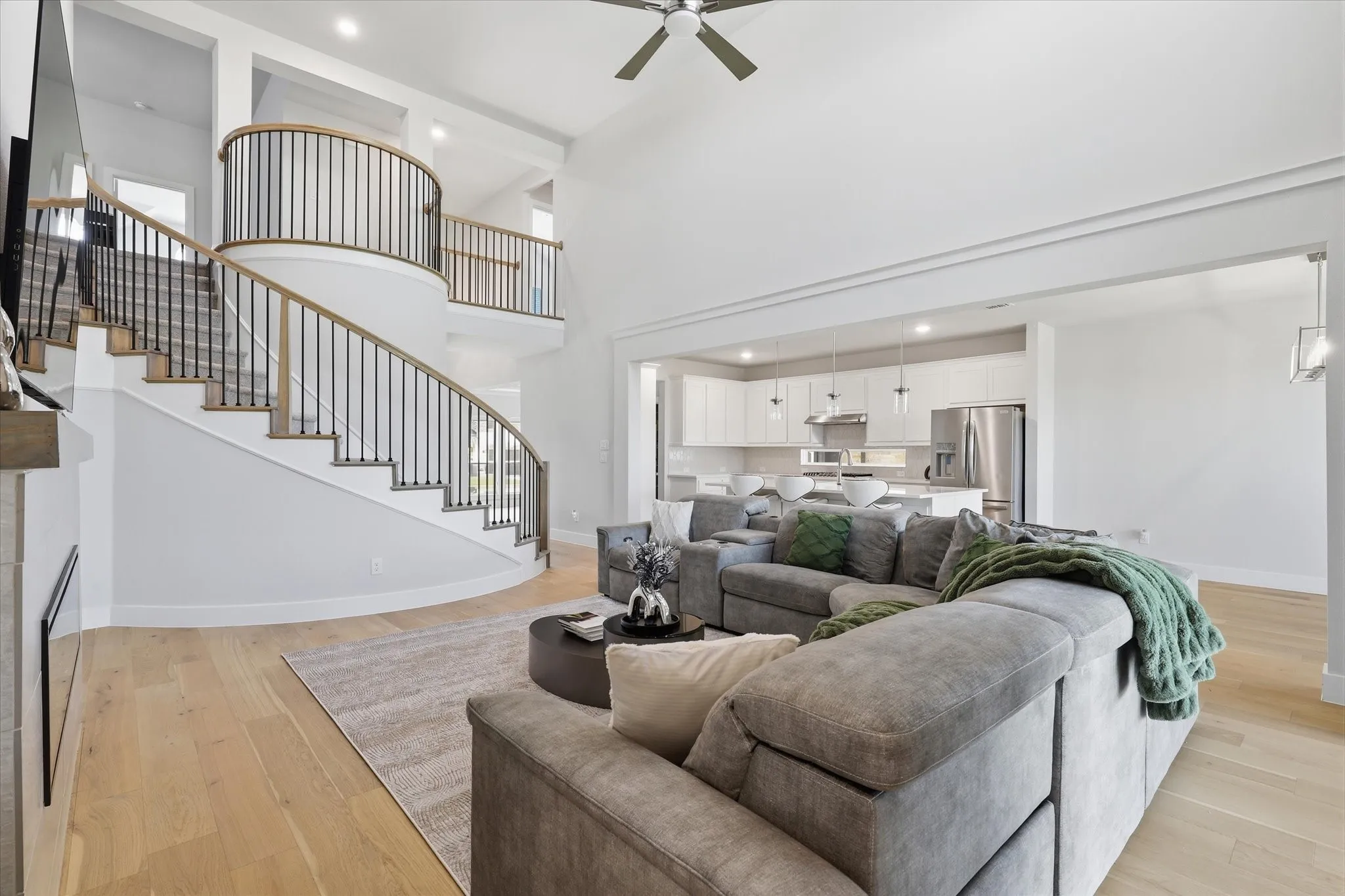 Single Family Residence For Sale in Denton County , 1824 Valencia Drive, Little Elm, Texas 75068, 6 Bedroom, 4 Bathroom, 2 Garage spaces, 3,505 Sqft, built in 2024, mls#21316016, Real Estate Agent in Little Elm, Homes For Sale in Denton county, Homes For Sale in Little Elm, Realtor in Little Elm Texas, Real Estate Brokerage Independent Realty Texas, Luminita Cordes Realtor