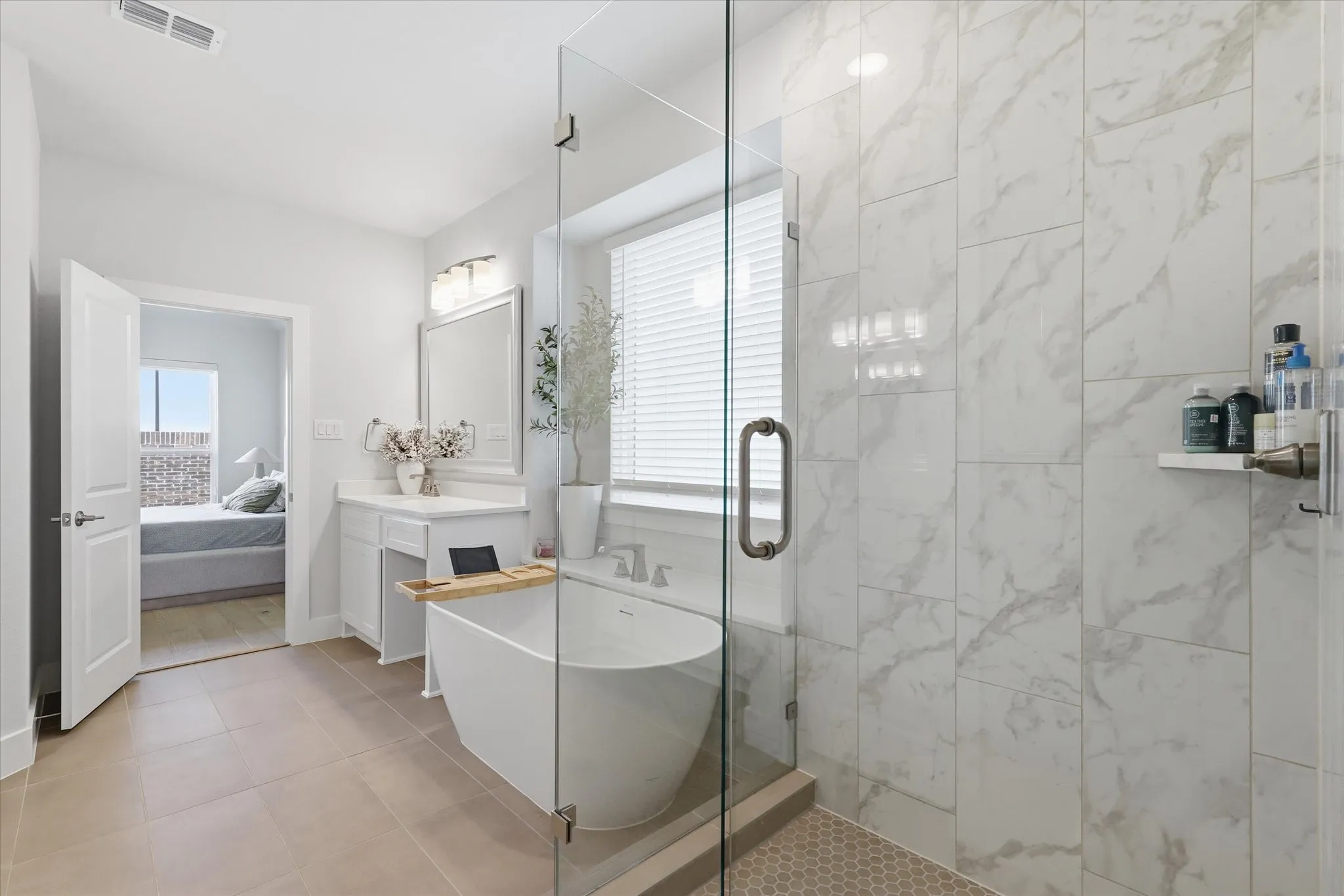 Single Family Residence For Sale in Denton County , 1824 Valencia Drive, Little Elm, Texas 75068, 6 Bedroom, 4 Bathroom, 2 Garage spaces, 3,505 Sqft, built in 2024, mls#21316016, Real Estate Agent in Little Elm, Homes For Sale in Denton county, Homes For Sale in Little Elm, Realtor in Little Elm Texas, Real Estate Brokerage Independent Realty Texas, Luminita Cordes Realtor