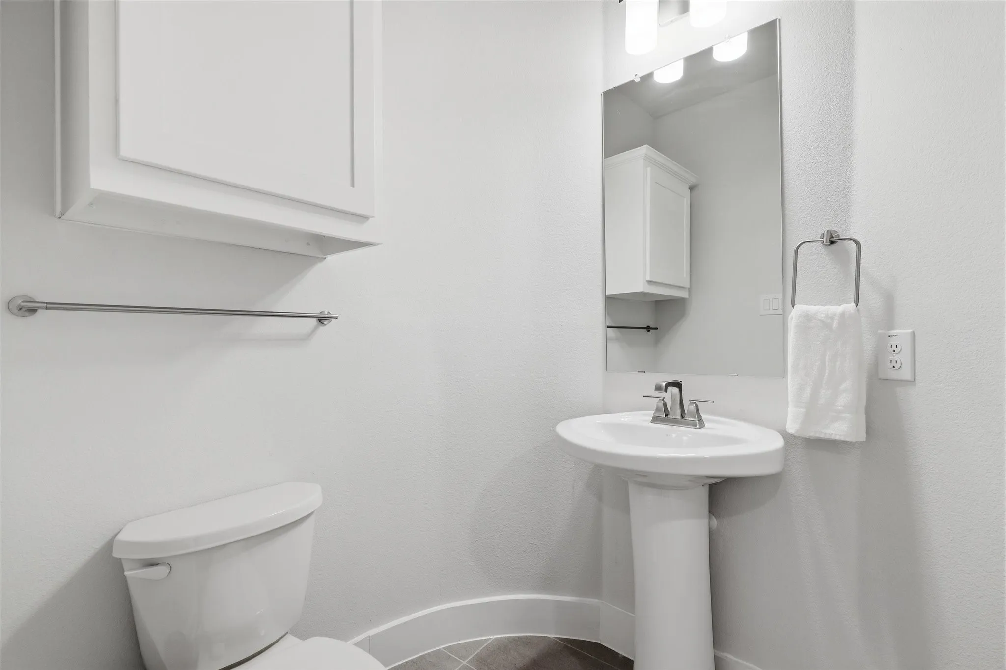 Single Family Residence For Sale in Denton County , 1824 Valencia Drive, Little Elm, Texas 75068, 6 Bedroom, 4 Bathroom, 2 Garage spaces, 3,505 Sqft, built in 2024, mls#21316016, Real Estate Agent in Little Elm, Homes For Sale in Denton county, Homes For Sale in Little Elm, Realtor in Little Elm Texas, Real Estate Brokerage Independent Realty Texas, Luminita Cordes Realtor
