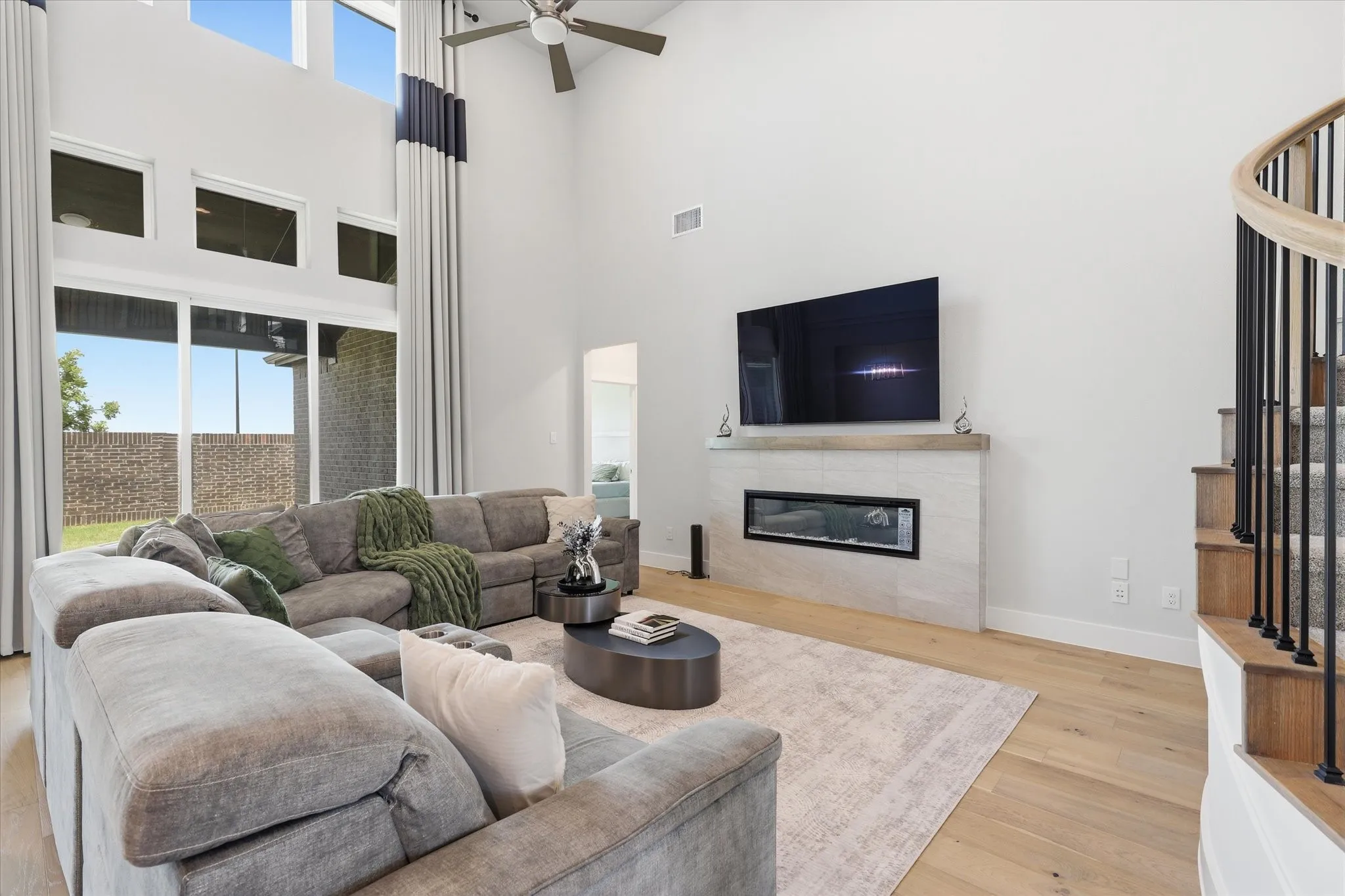 Single Family Residence For Sale in Denton County , 1824 Valencia Drive, Little Elm, Texas 75068, 6 Bedroom, 4 Bathroom, 2 Garage spaces, 3,505 Sqft, built in 2024, mls#21316016, Real Estate Agent in Little Elm, Homes For Sale in Denton county, Homes For Sale in Little Elm, Realtor in Little Elm Texas, Real Estate Brokerage Independent Realty Texas, Luminita Cordes Realtor