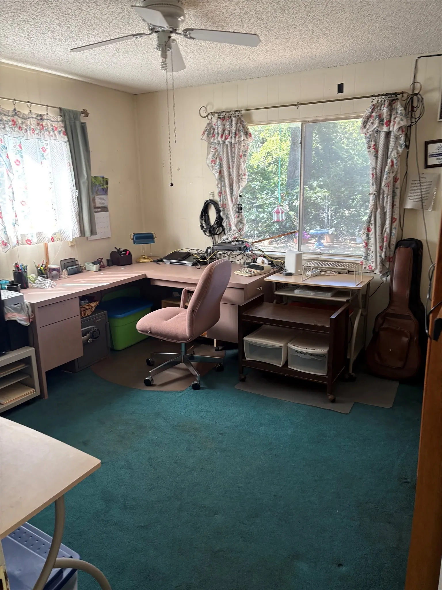 Bedroom/Office