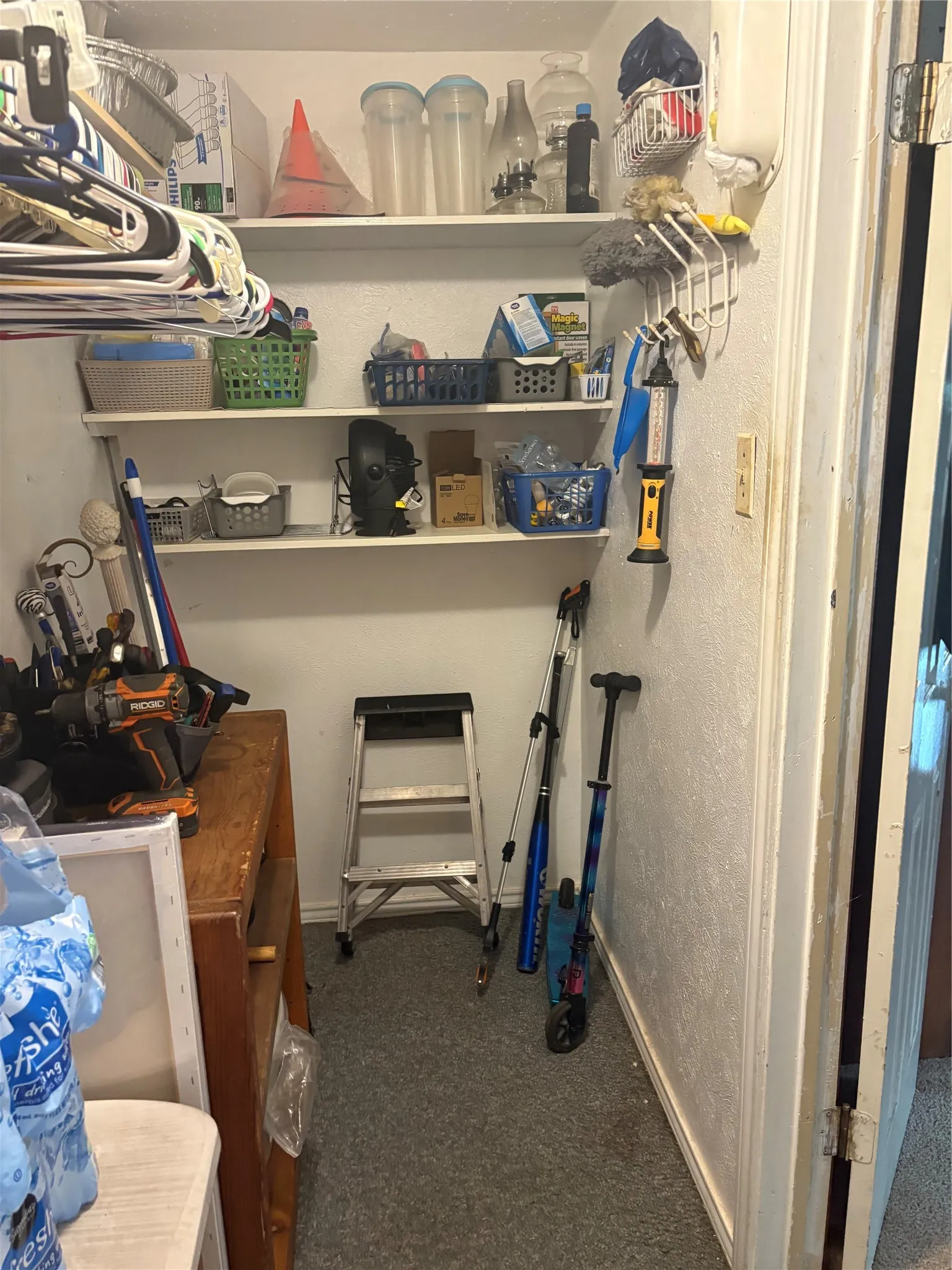 Single Family Residence For Sale in Dallas County , 14034 Vida Lane, Dallas, Texas 75253, 4 Bedroom, 2 Bathroom, 4 Garage spaces, 1,700 Sqft, built in 1978, mls#21304954, Real Estate Agent in Dallas, Homes For Sale in Dallas county, Homes For Sale in Dallas, Realtor in Dallas Texas, Real Estate Brokerage Independent Realty Texas, Luminita Cordes Realtor