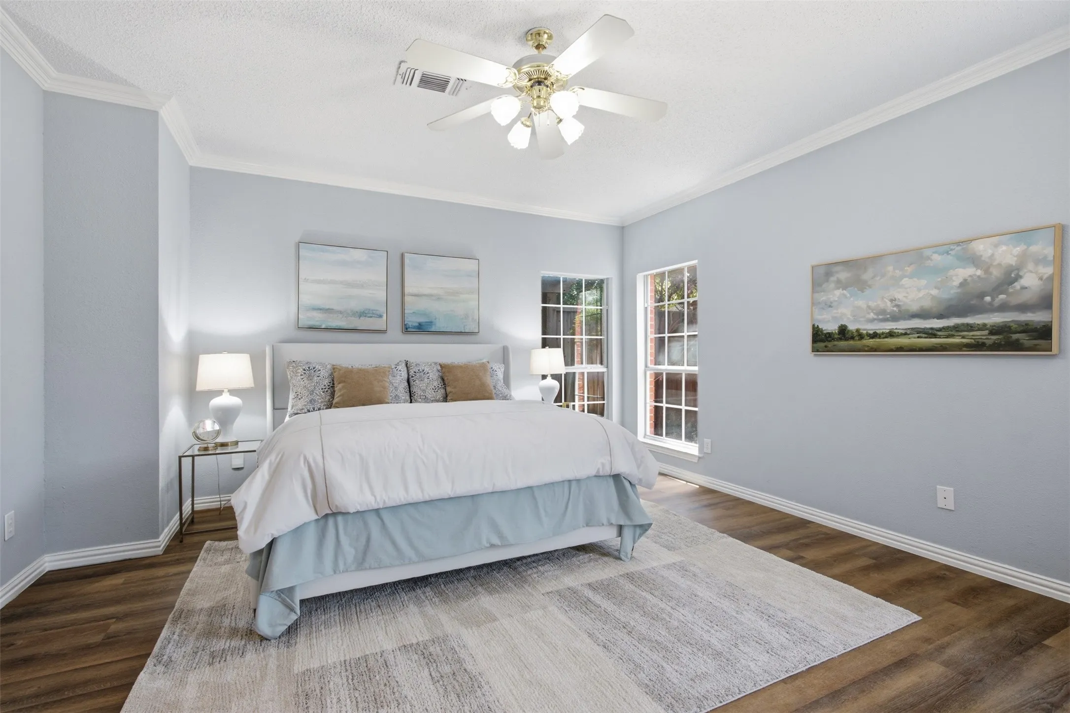 Single Family Residence For Sale in Dallas County , 14584 Blueberry Court, Addison, Texas 75001, 3 Bedroom, 3 Bathroom, 2 Garage spaces, 1,751 Sqft, built in 1994, mls#21317740, Real Estate Agent in Addison, Homes For Sale in Dallas county, Homes For Sale in Addison, Realtor in Addison Texas, Real Estate Brokerage Independent Realty Texas, Luminita Cordes Realtor
