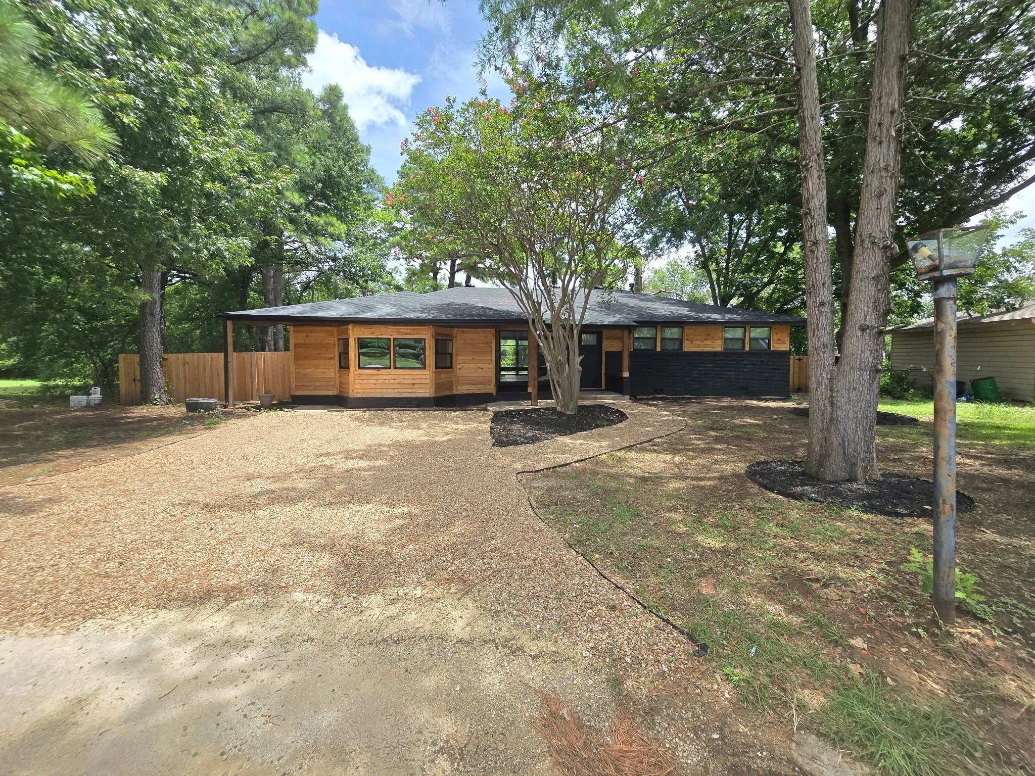 Single Family Residence For Sale in Johnson County , 404 W Hillcrest Street, Keene, Texas 76059, 4 Bedrooms, 3 Bathrooms, Garage spaces, 1,416 Sqft, built in 1958, Price $360,000, mls#21317759, Real Estate Agent in Keene, Homes For Sale in Johnson county, Homes For Sale in Keene, Realtor in Keene Texas, Real Estate Brokerage Independent Realty Texas, Luminita Cordes Realtor