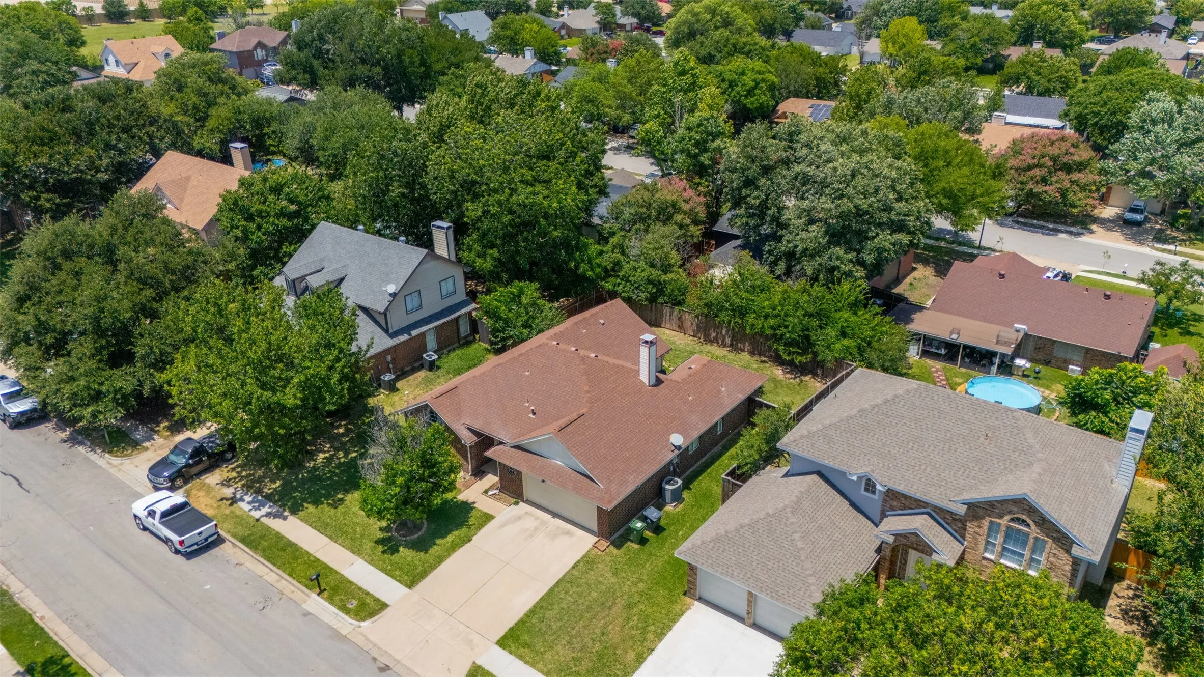 Single Family Residence For Sale in Tarrant County , 1409 Prentice Street, Arlington, Texas 76018, 3 Bedroom, 2 Bathroom, 2 Garage spaces, 1,719 Sqft, built in 1990, mls#21317734, Real Estate Agent in Arlington, Homes For Sale in Tarrant county, Homes For Sale in Arlington, Realtor in Arlington Texas, Real Estate Brokerage Independent Realty Texas, Luminita Cordes Realtor