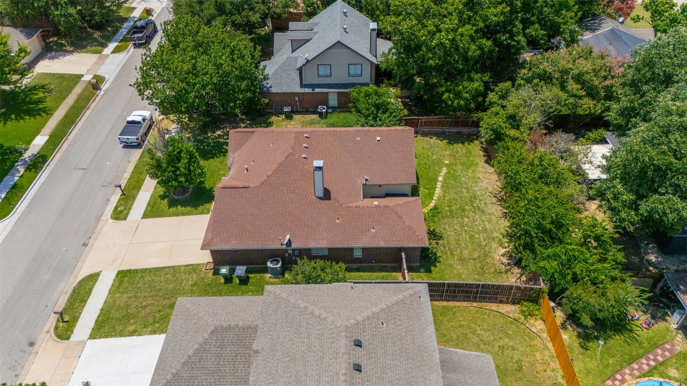 Single Family Residence For Sale in Tarrant County , 1409 Prentice Street, Arlington, Texas 76018, 3 Bedroom, 2 Bathroom, 2 Garage spaces, 1,719 Sqft, built in 1990, mls#21317734, Real Estate Agent in Arlington, Homes For Sale in Tarrant county, Homes For Sale in Arlington, Realtor in Arlington Texas, Real Estate Brokerage Independent Realty Texas, Luminita Cordes Realtor