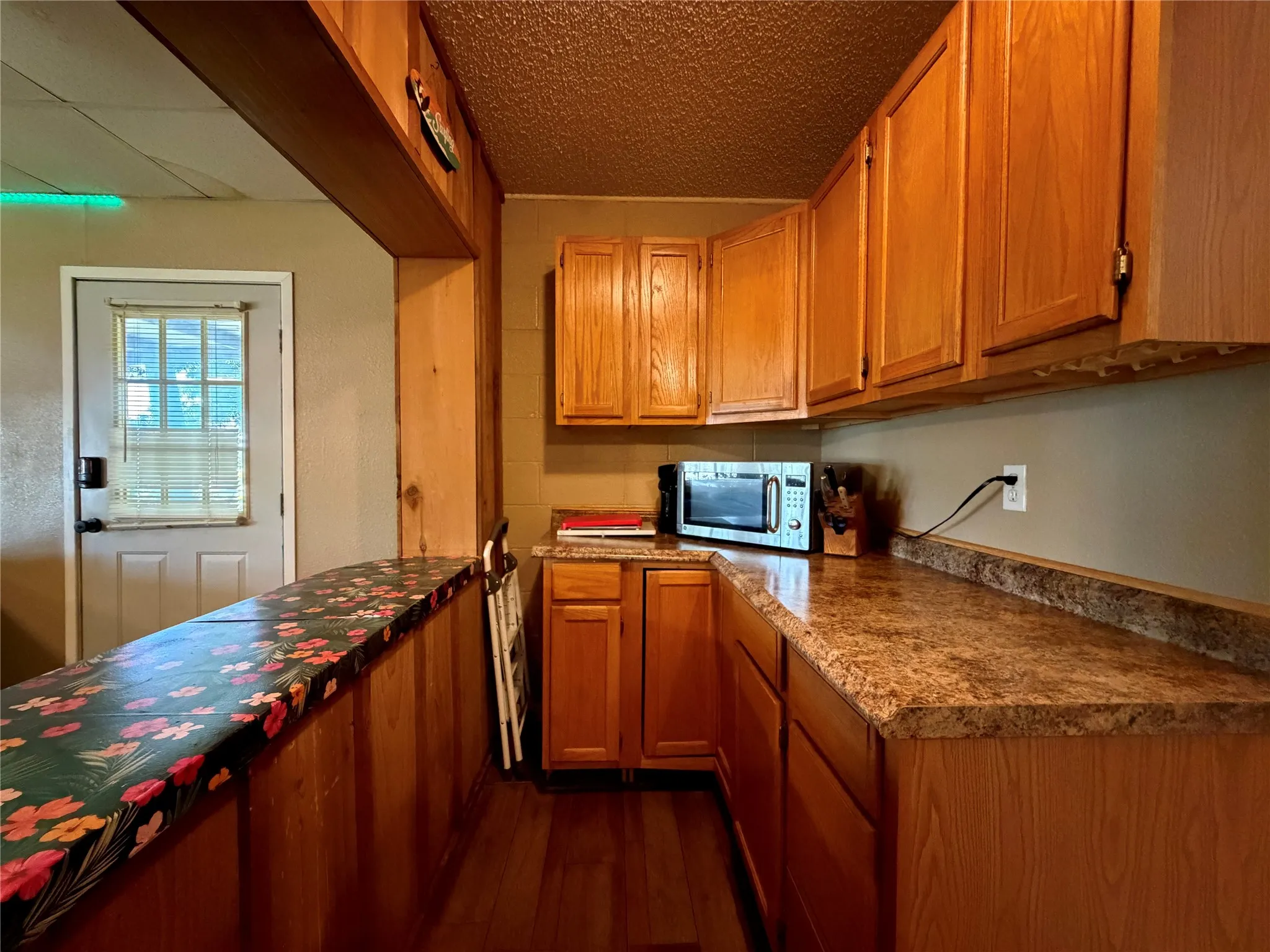 Single Family Residence For Sale in Brown County , 103 Lake Bridge Lane, Brownwood, Texas 76801, 7 Bedrooms, 7 Bathrooms, Garage spaces, 2,630 Sqft, built in 0, Price $710,000, mls#21317764, Real Estate Agent in Brownwood, Homes For Sale in Brown county, Homes For Sale in Brownwood, Realtor in Brownwood Texas, Real Estate Brokerage Independent Realty Texas, Luminita Cordes Realtor