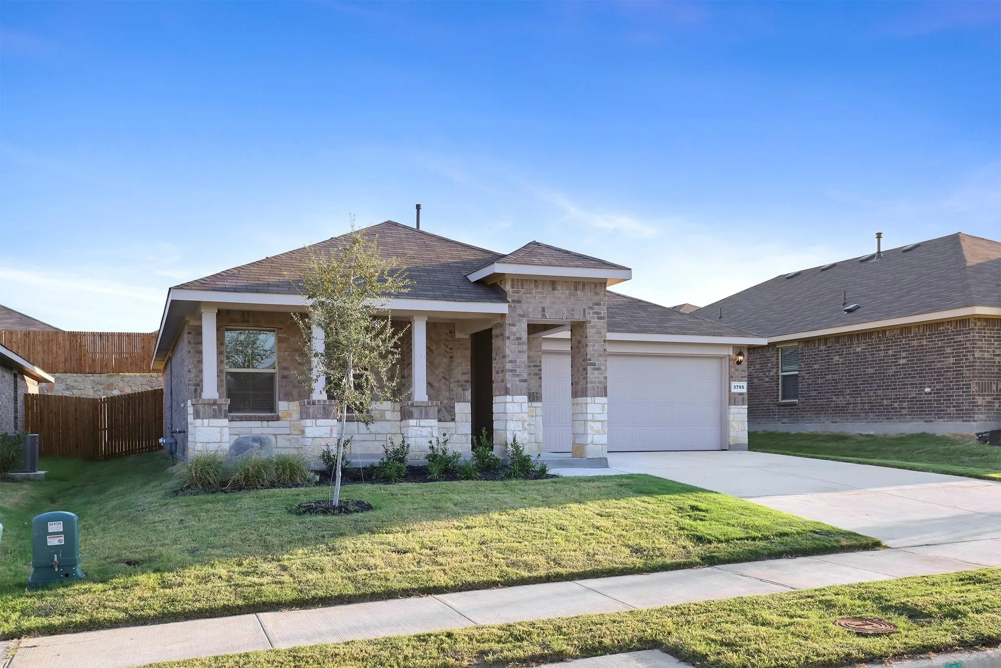 Single Family Residence For Rent in Denton County , 3705 Northwater Trail, Denton, Texas 76226, 3 Bedroom, 2 Bathroom, 2 Garage spaces, 1,324 Sqft, built in 2023, mls#21315860, Real Estate Agent in Denton, Homes For Rent in Denton county, Homes For Rent in Denton, Realtor in Denton Texas, Real Estate Brokerage Independent Realty Texas, Luminita Cordes Realtor