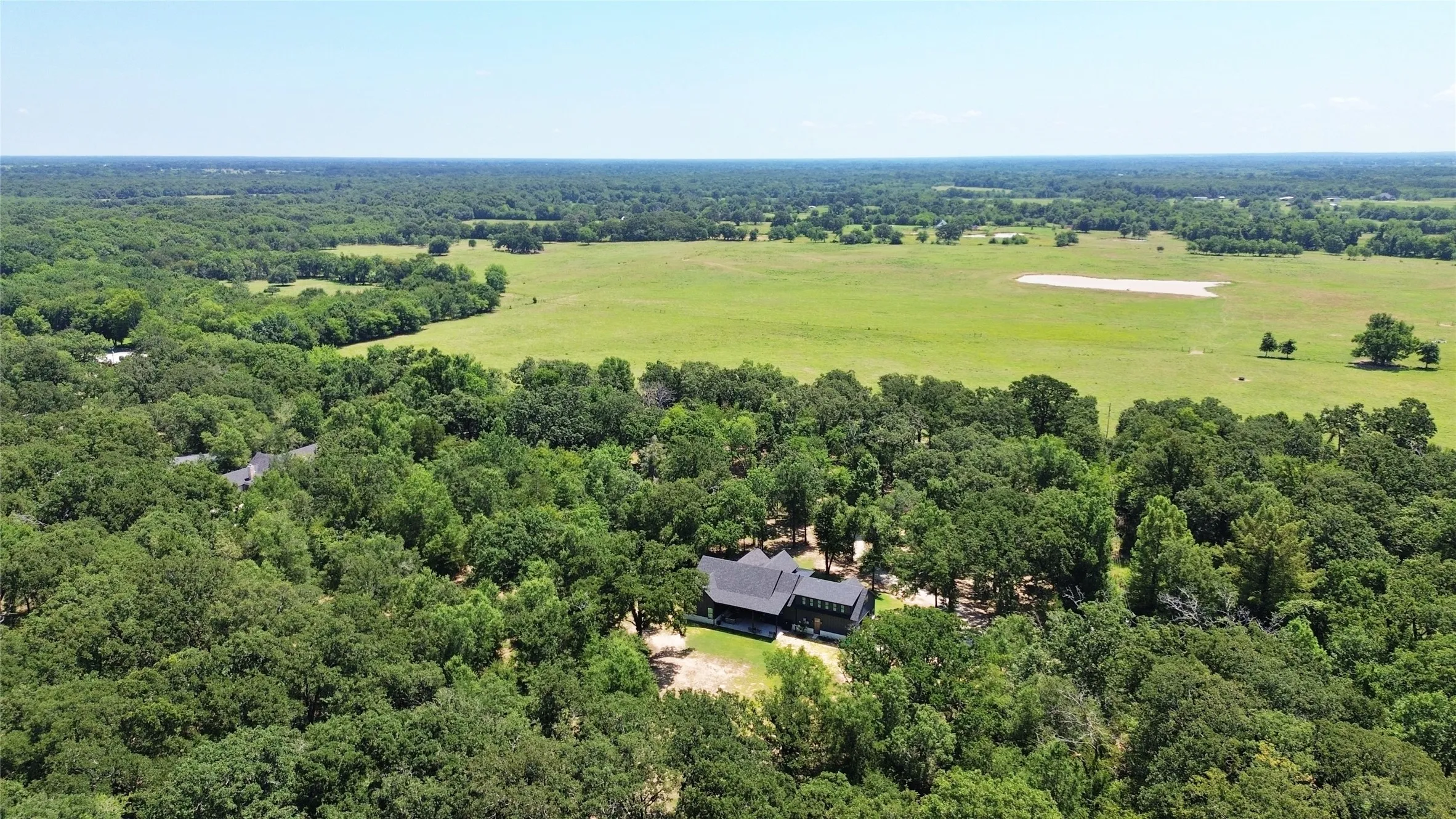 Single Family Residence For Sale in Hopkins County , 548 County Road 3503, Sulphur Springs, Texas 75482, 4 Bedroom, 4 Bathroom, 2 Garage spaces, 2,990 Sqft, built in 2023, mls#21316708, Real Estate Agent in Sulphur Springs, Homes For Sale in Hopkins county, Homes For Sale in Sulphur Springs, Realtor in Sulphur Springs Texas, Real Estate Brokerage Independent Realty Texas, Luminita Cordes Realtor