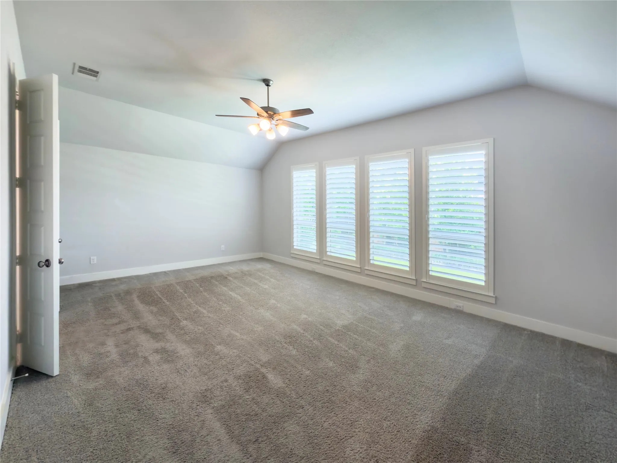 Single Family Residence For Sale in Collin County , 1708 Red Rose Trail, Celina, Texas 75078, 4 Bedrooms, 4 Bathrooms, 3 Garage spaces, 2,739 Sqft, built in 2020, Price $610,000, mls#21304276, Real Estate Agent in Celina, Homes For Sale in Collin county, Homes For Sale in Celina, Realtor in Celina Texas, Real Estate Brokerage Independent Realty Texas, Luminita Cordes Realtor