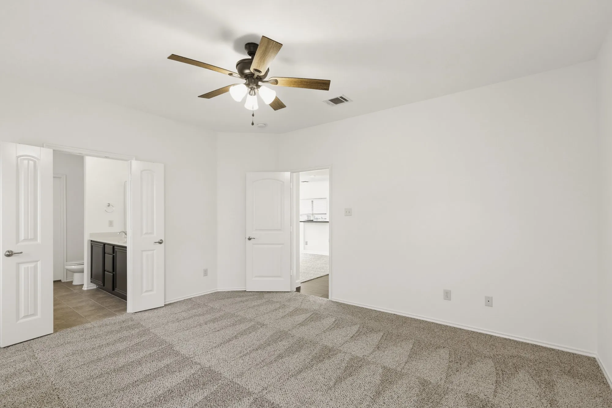 Single Family Residence For Sale in Collin County , 2041 Shady Glen Trail, Princeton, Texas 75407, 3 Bedroom, 2 Bathroom, 2 Garage spaces, 1,676 Sqft, built in 2012, mls#21316770, Real Estate Agent in Princeton, Homes For Sale in Collin county, Homes For Sale in Princeton, Realtor in Princeton Texas, Real Estate Brokerage Independent Realty Texas, Luminita Cordes Realtor