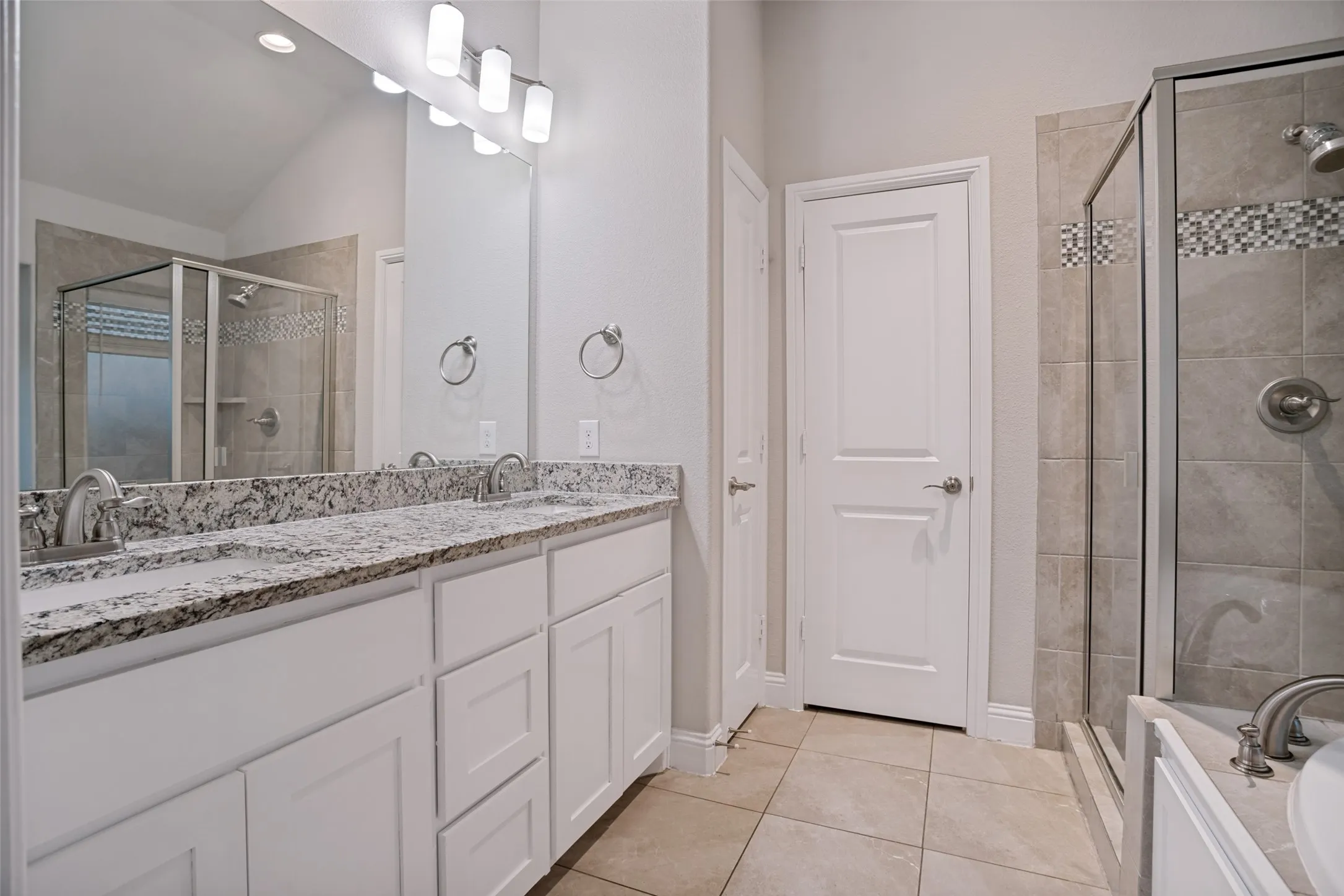 Single Family Residence For Rent in Collin County , 3406 Herron Drive, Melissa, Texas 75454, 4 Bedroom, 2 Bathroom, 2 Garage spaces, 2,203 Sqft, built in 2018, mls#21315994, Real Estate Agent in Melissa, Homes For Rent in Collin county, Homes For Rent in Melissa, Realtor in Melissa Texas, Real Estate Brokerage Independent Realty Texas, Luminita Cordes Realtor