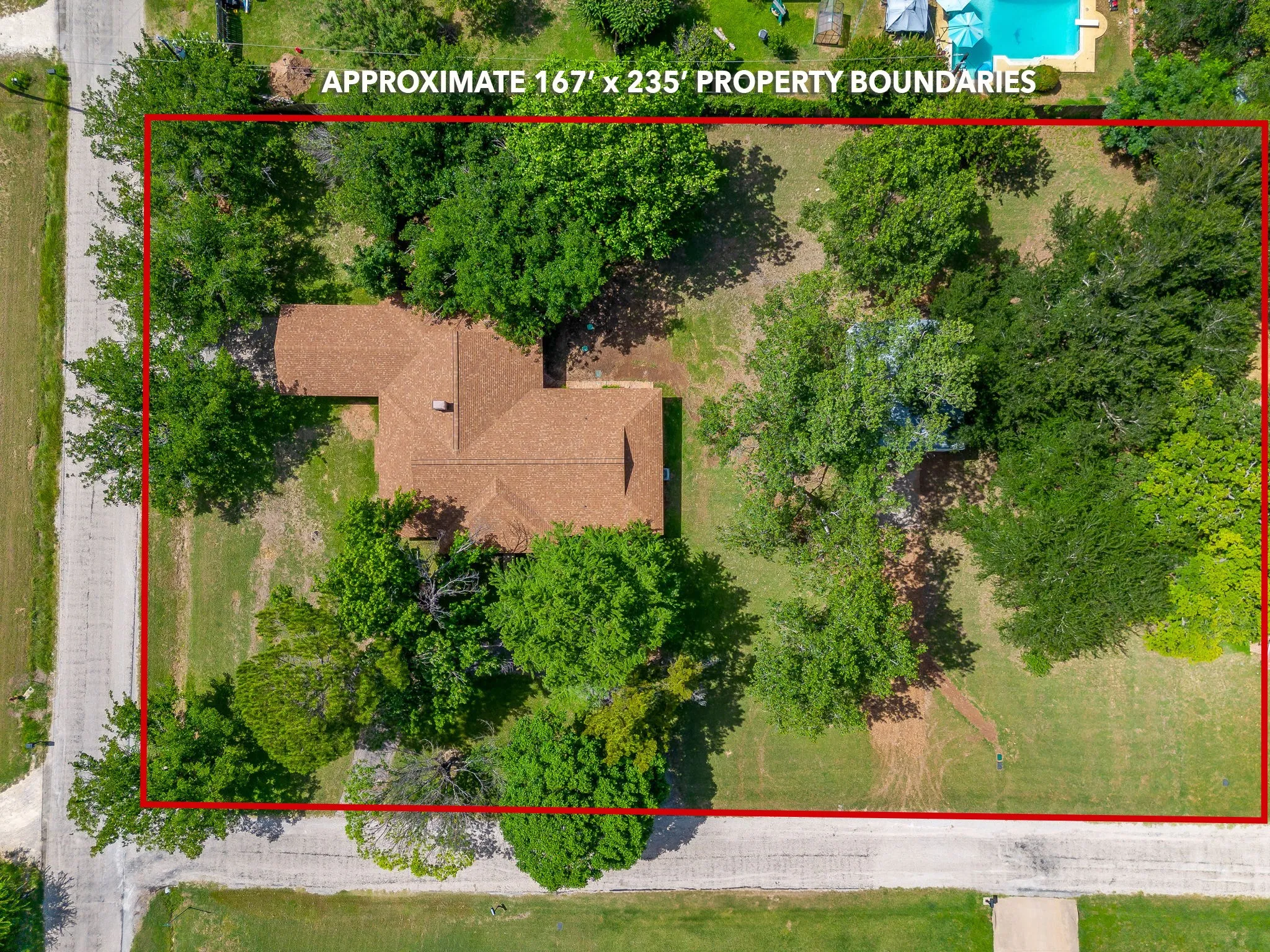 Single Family Residence For Sale in Somervell County , 1009 Abbie Lane, Glen Rose, Texas 76043, 3 Bedrooms, 2 Bathrooms, 2 Garage spaces, 2,316 Sqft, built in 1977, Price $370,000, mls#21317645, Real Estate Agent in Glen Rose, Homes For Sale in Somervell county, Homes For Sale in Glen Rose, Realtor in Glen Rose Texas, Real Estate Brokerage Independent Realty Texas, Luminita Cordes Realtor
