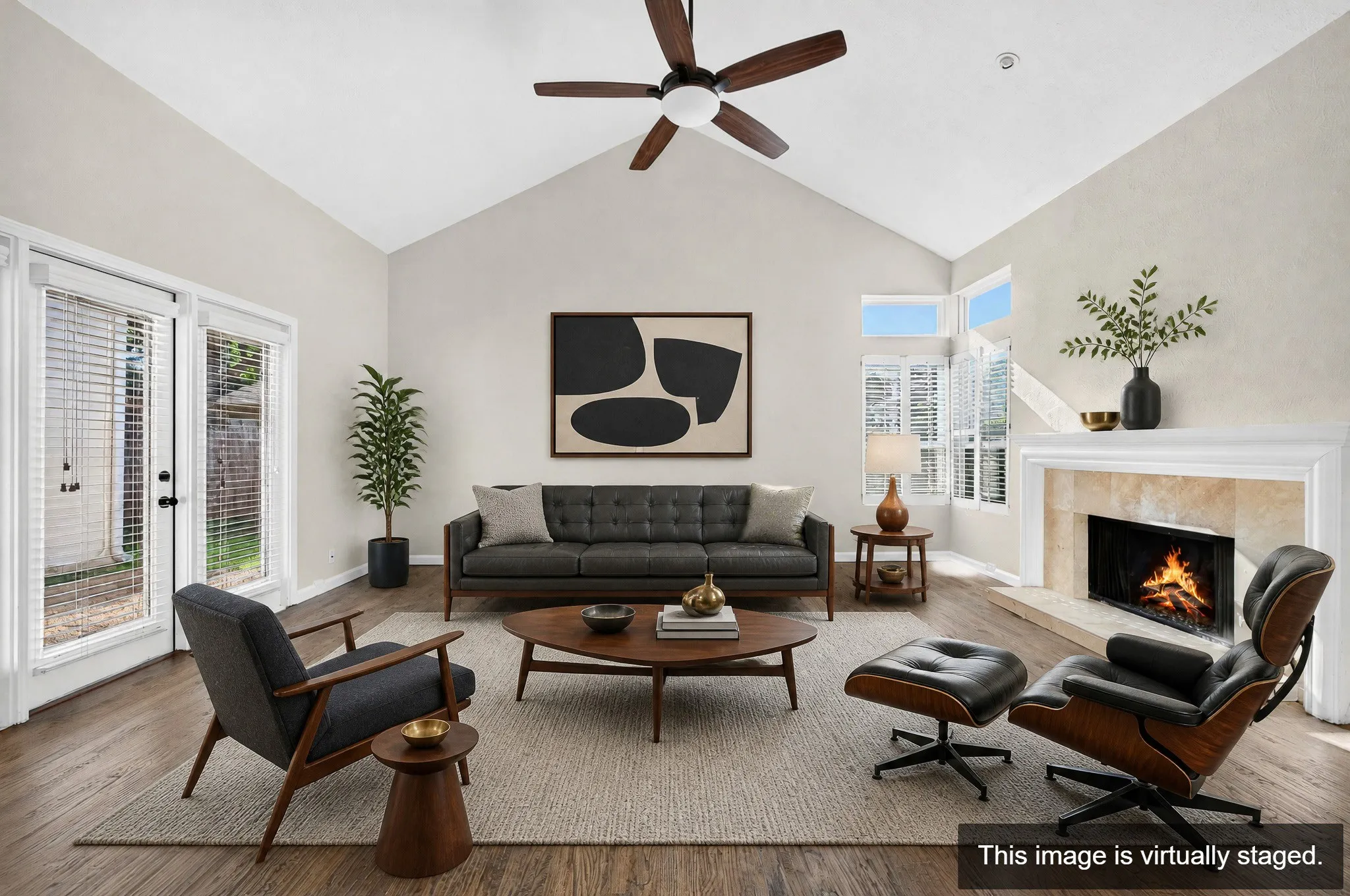 Single Family Residence For Rent in Collin County , 5806 Smoke Glass Trail, Dallas, Texas 75252, 2 Bedroom, 2 Bathroom, 2 Garage spaces, 1,751 Sqft, built in 1981, Price $2,850, mls#21308859, Real Estate Agent in Dallas, Homes For Rent in Collin county, Homes For Rent in Dallas, Realtor in Dallas Texas, Real Estate Brokerage Independent Realty Texas, Luminita Cordes Realtor