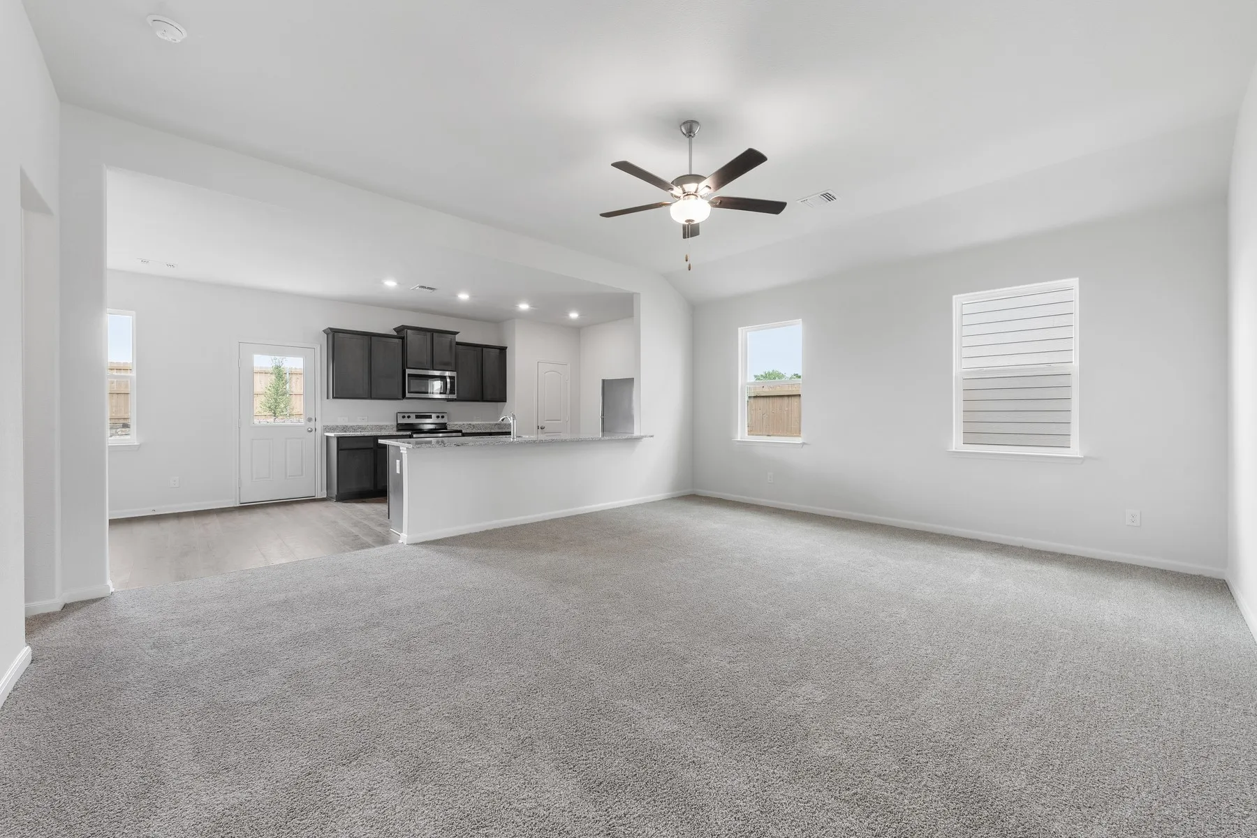 Single Family Residence For Sale in Tarrant County , 945 Cawthorne Trail, Fort Worth, Texas 76108, 4 Bedroom, 2 Bathroom, 2 Garage spaces, 1,798 Sqft, built in 2026, mls#21313627, Real Estate Agent in Fort Worth, Homes For Sale in Tarrant county, Homes For Sale in Fort Worth, Realtor in Fort Worth Texas, Real Estate Brokerage Independent Realty Texas, Luminita Cordes Realtor