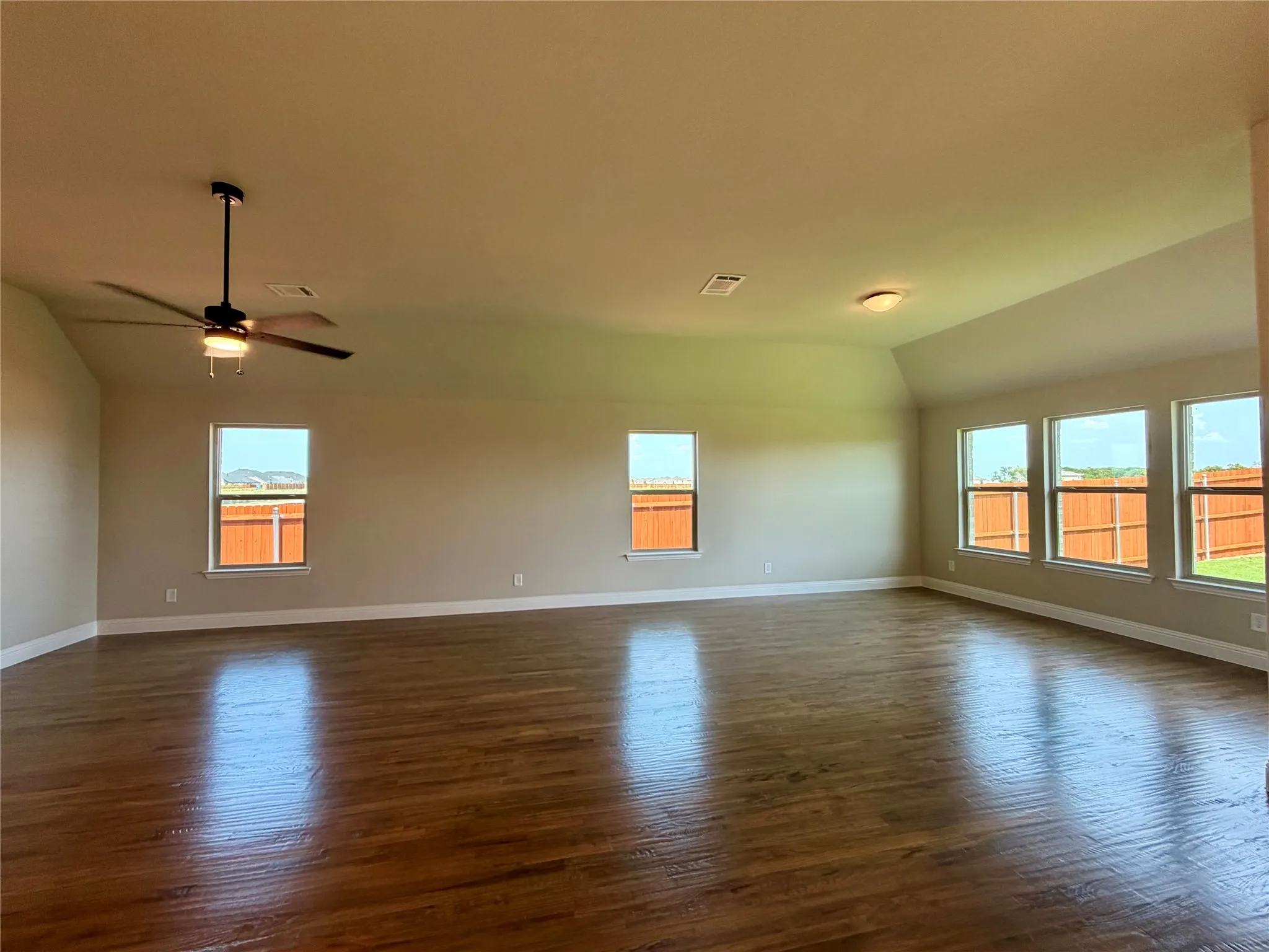 Single Family Residence For Sale in Kaufman County , 2914 Bridgepoint Street, Crandall, Texas 75114, 3 Bedroom, 2 Bathroom, 2 Garage spaces, 2,078 Sqft, built in 2026, mls#21294334, Real Estate Agent in Crandall, Homes For Sale in Kaufman county, Homes For Sale in Crandall, Realtor in Crandall Texas, Real Estate Brokerage Independent Realty Texas, Luminita Cordes Realtor