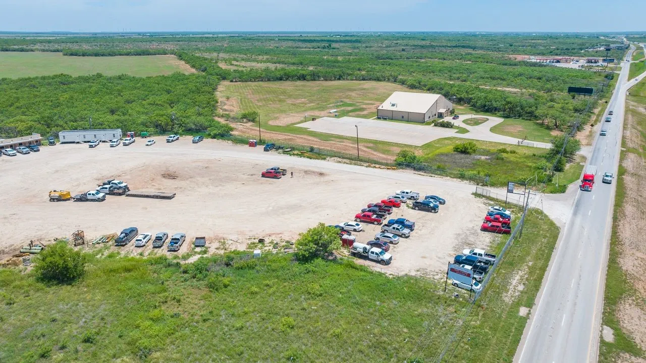 Business For Sale in Taylor County , 2458 E Overland Trail, Abilene, Texas 79601, 0, 0, Garage spaces, 0 Sqft, built in 1980, Price $2,000,000, mls#21314890, Real Estate Agent in Abilene, Homes For Sale in Taylor county, Homes For Sale in Abilene, Realtor in Abilene Texas, Real Estate Brokerage Independent Realty Texas, Luminita Cordes Realtor