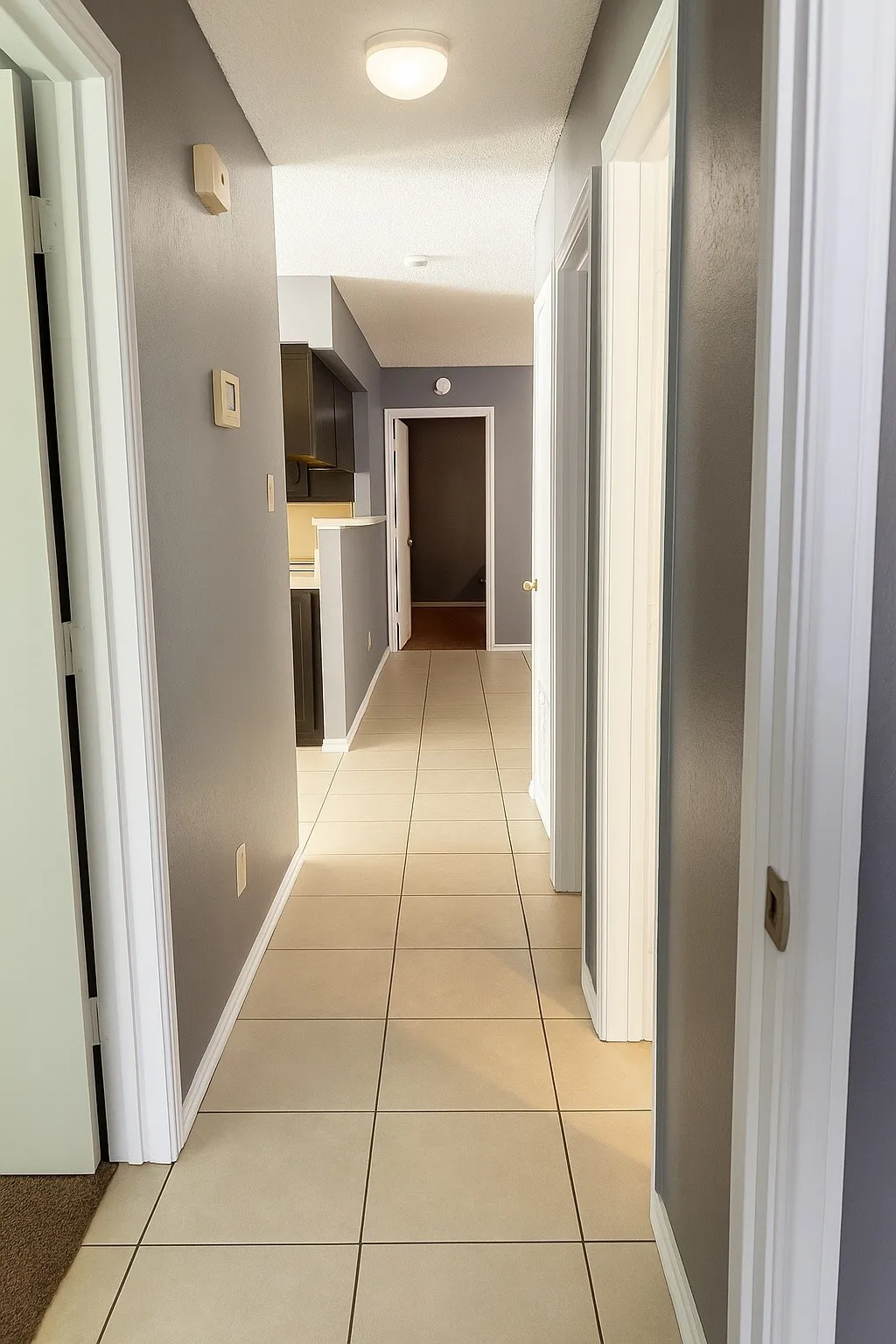 Single Family Residence For Sale in Ellis County , 202 Modene Avenue, Waxahachie, Texas 75165, 3 Bedroom, 2 Bathroom, 2 Garage spaces, 1,441 Sqft, built in 1987, mls#21317809, Real Estate Agent in Waxahachie, Homes For Sale in Ellis county, Homes For Sale in Waxahachie, Realtor in Waxahachie Texas, Real Estate Brokerage Independent Realty Texas, Luminita Cordes Realtor