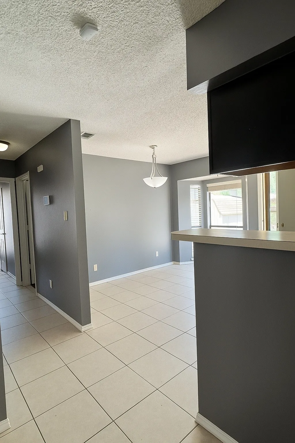 Single Family Residence For Sale in Ellis County , 202 Modene Avenue, Waxahachie, Texas 75165, 3 Bedroom, 2 Bathroom, 2 Garage spaces, 1,441 Sqft, built in 1987, mls#21317809, Real Estate Agent in Waxahachie, Homes For Sale in Ellis county, Homes For Sale in Waxahachie, Realtor in Waxahachie Texas, Real Estate Brokerage Independent Realty Texas, Luminita Cordes Realtor