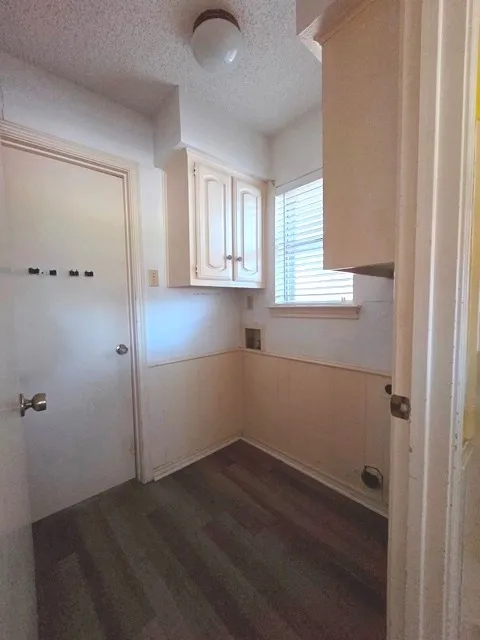 Single Family Residence For Sale in Dallas County , 604 S Briarcrest Drive, Richardson, Texas 75081, 3 Bedroom, 3 Bathroom, 2 Garage spaces, 1,995 Sqft, built in 1977, Price $375,000, mls#21317781, Real Estate Agent in Richardson, Homes For Sale in Dallas county, Homes For Sale in Richardson, Realtor in Richardson Texas, Real Estate Brokerage Independent Realty Texas, Luminita Cordes Realtor