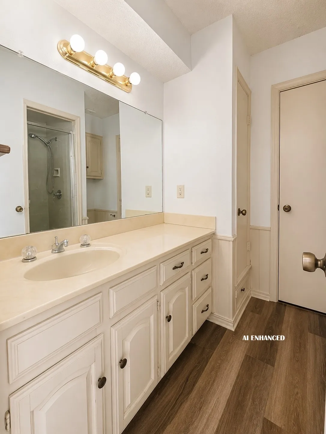 Single Family Residence For Sale in Dallas County , 604 S Briarcrest Drive, Richardson, Texas 75081, 3 Bedroom, 3 Bathroom, 2 Garage spaces, 1,995 Sqft, built in 1977, Price $375,000, mls#21317781, Real Estate Agent in Richardson, Homes For Sale in Dallas county, Homes For Sale in Richardson, Realtor in Richardson Texas, Real Estate Brokerage Independent Realty Texas, Luminita Cordes Realtor
