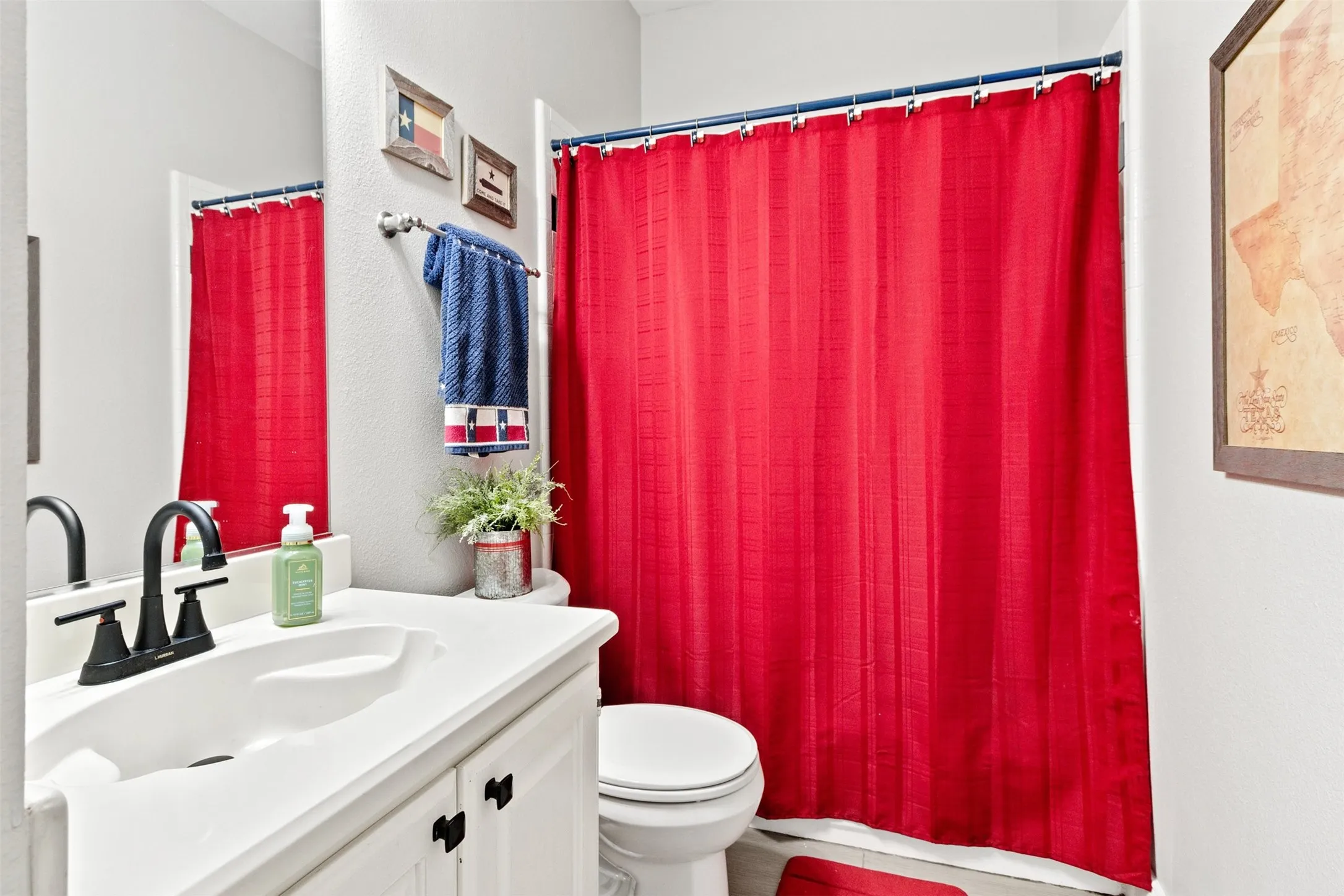 1st Floor Bathroom