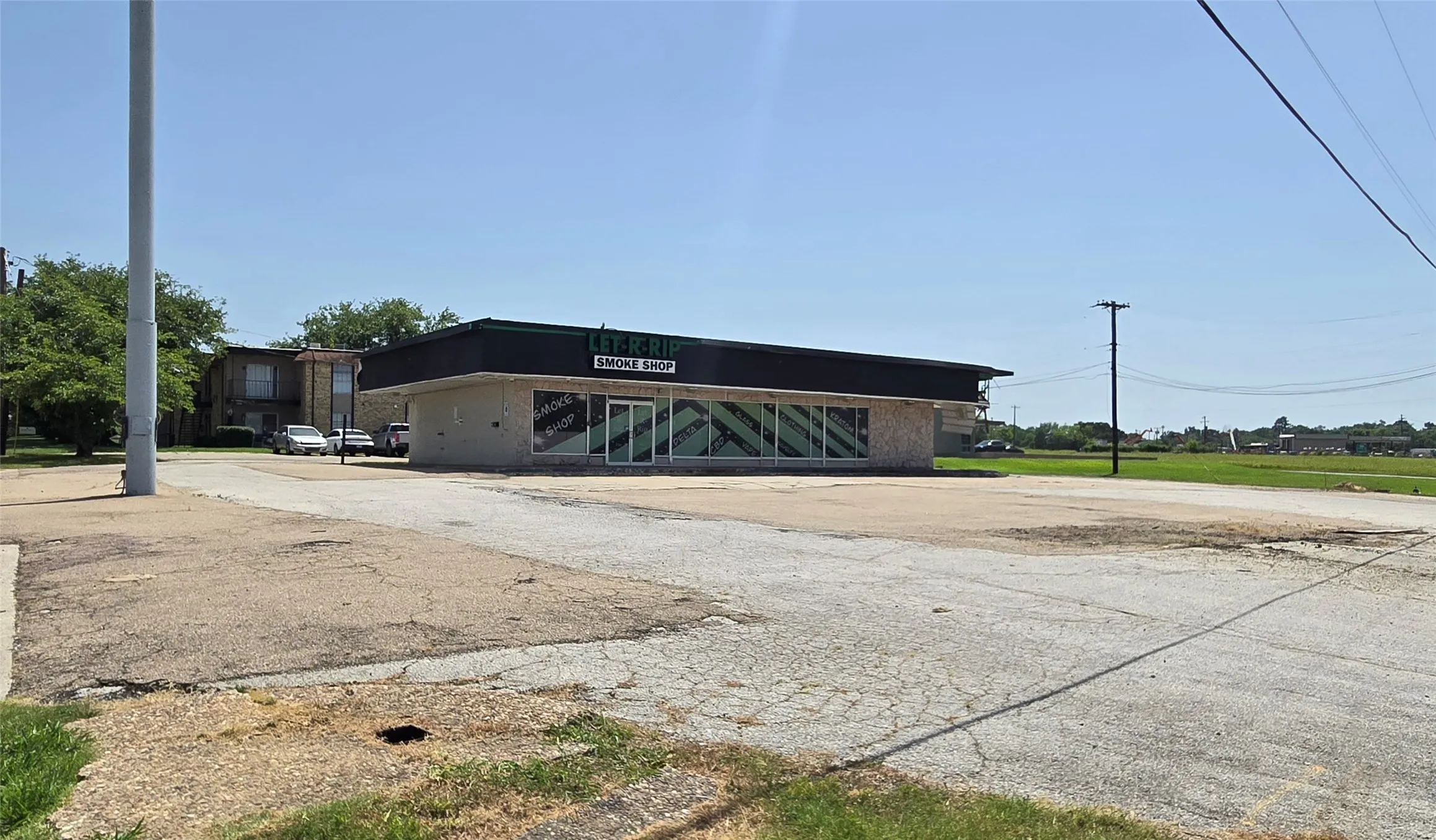 Retail For Sale in Hopkins County , 1441 Shannon, Sulphur Springs, Texas 75482, 0, 0, Garage spaces, 0 Sqft, built in 1976, Price $330,000, mls#21317827, Real Estate Agent in Sulphur Springs, Homes For Sale in Hopkins county, Homes For Sale in Sulphur Springs, Realtor in Sulphur Springs Texas, Real Estate Brokerage Independent Realty Texas, Luminita Cordes Realtor